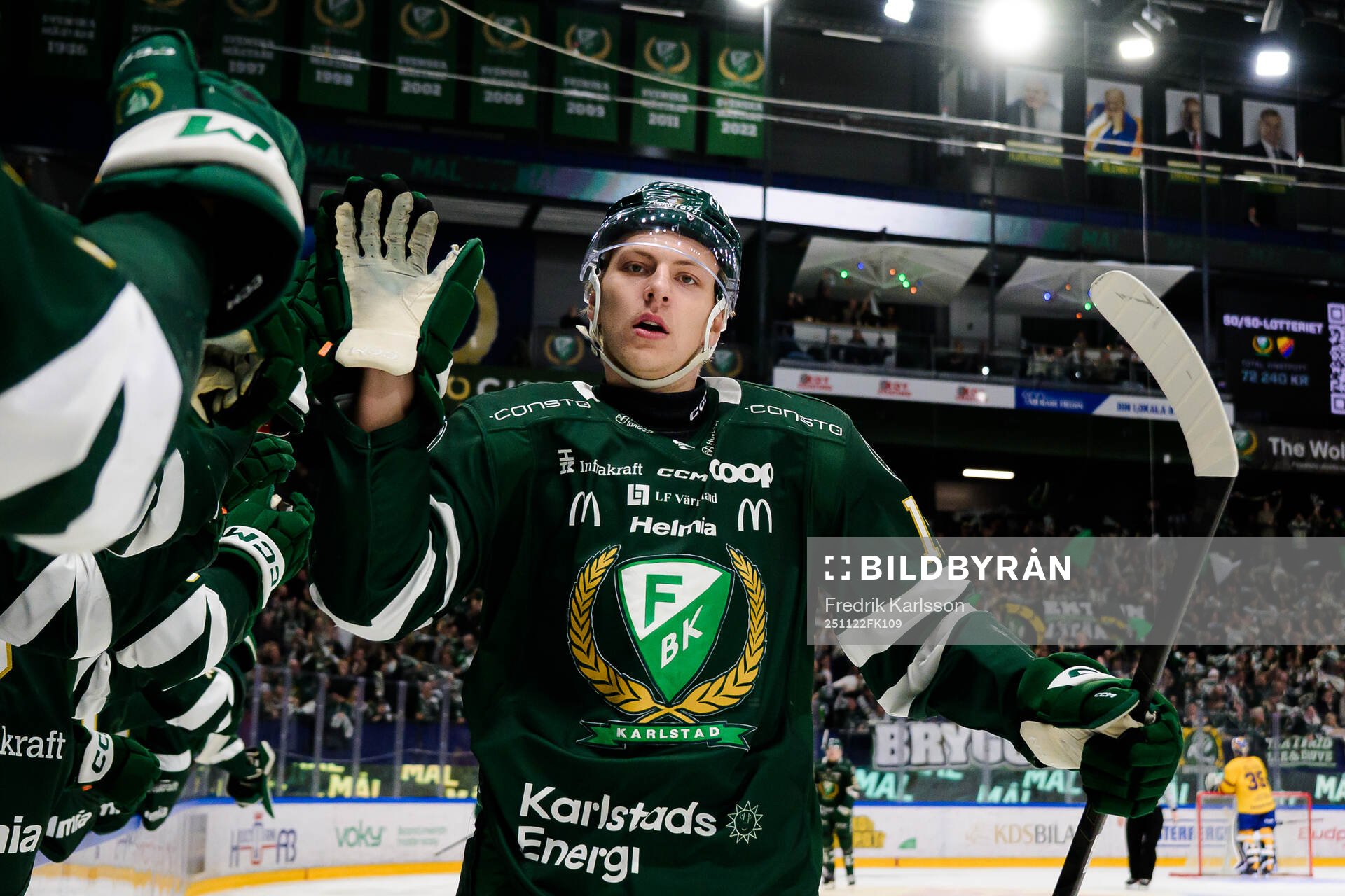 Färjestads Jack Berglund jublar