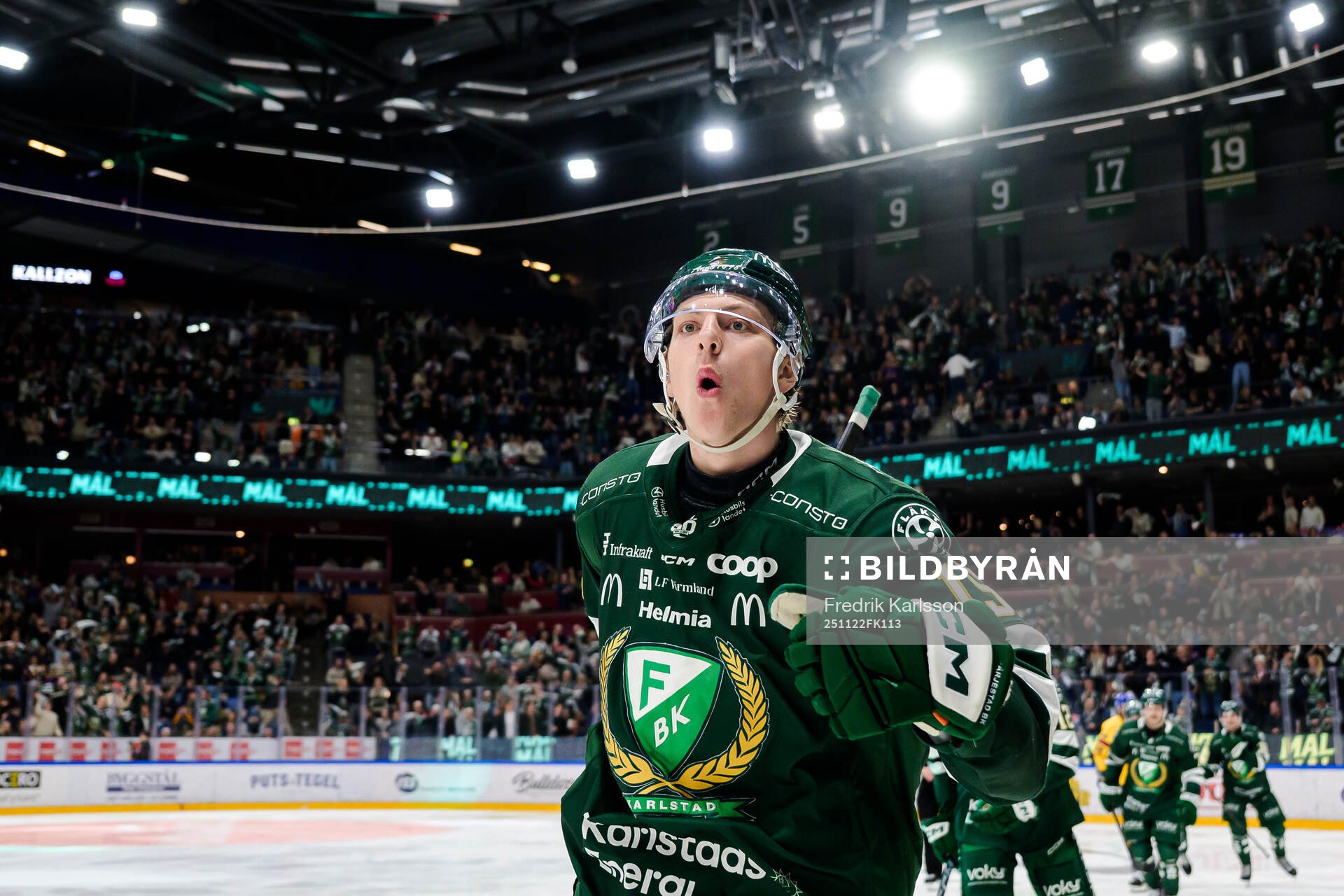 Färjestads Jack Berglund jublar