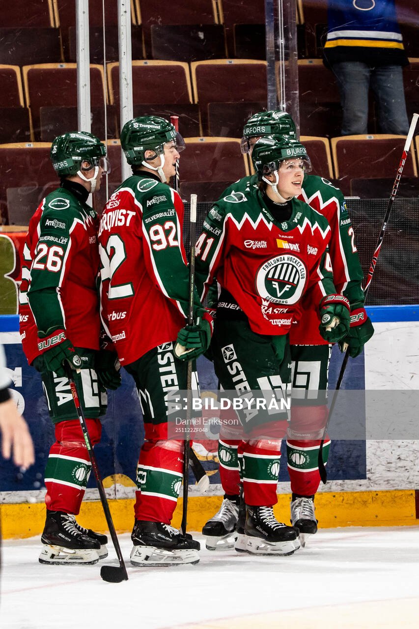 Frölundas Ivar Stenberg jublar