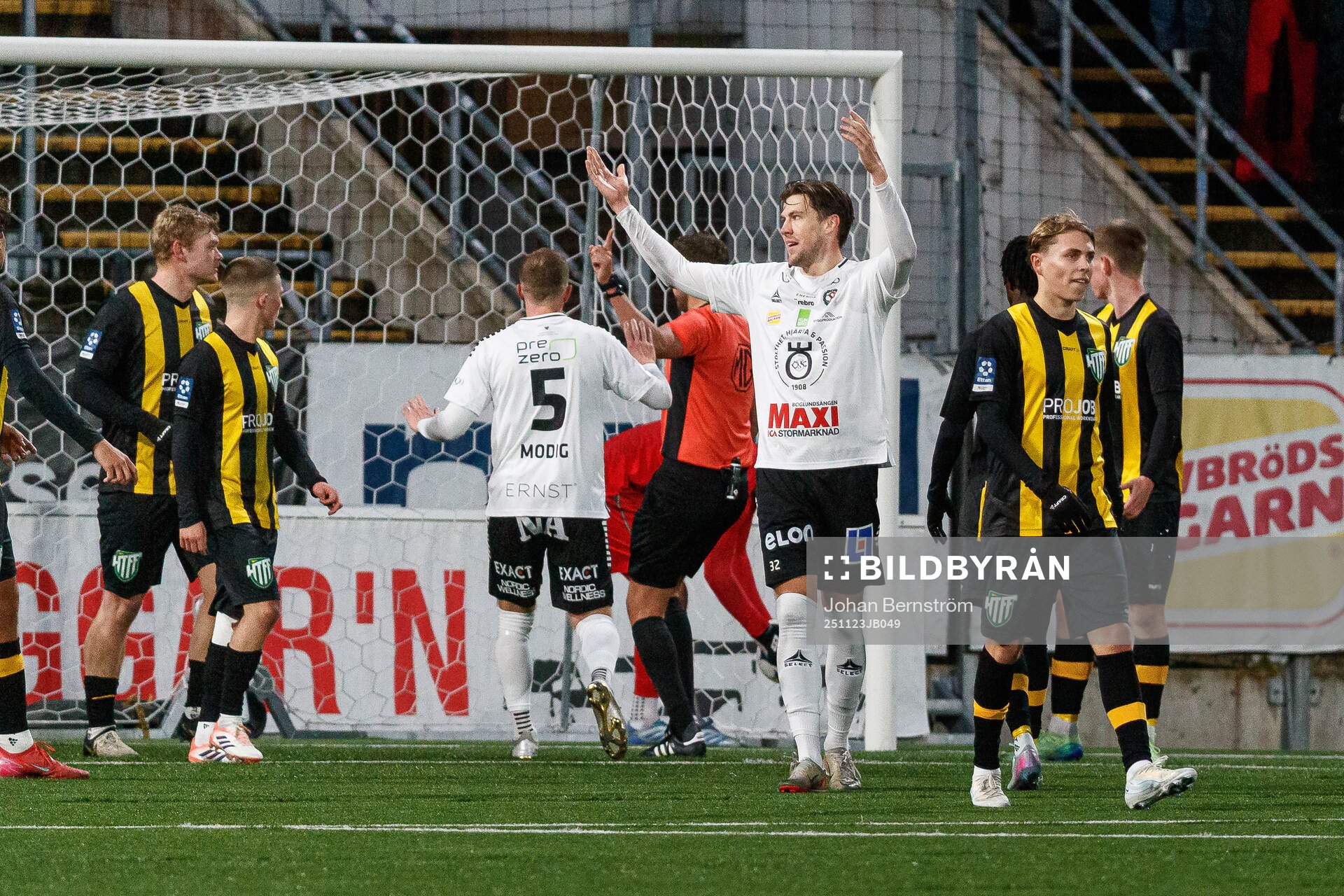 Örebros John Stenberg reagerar