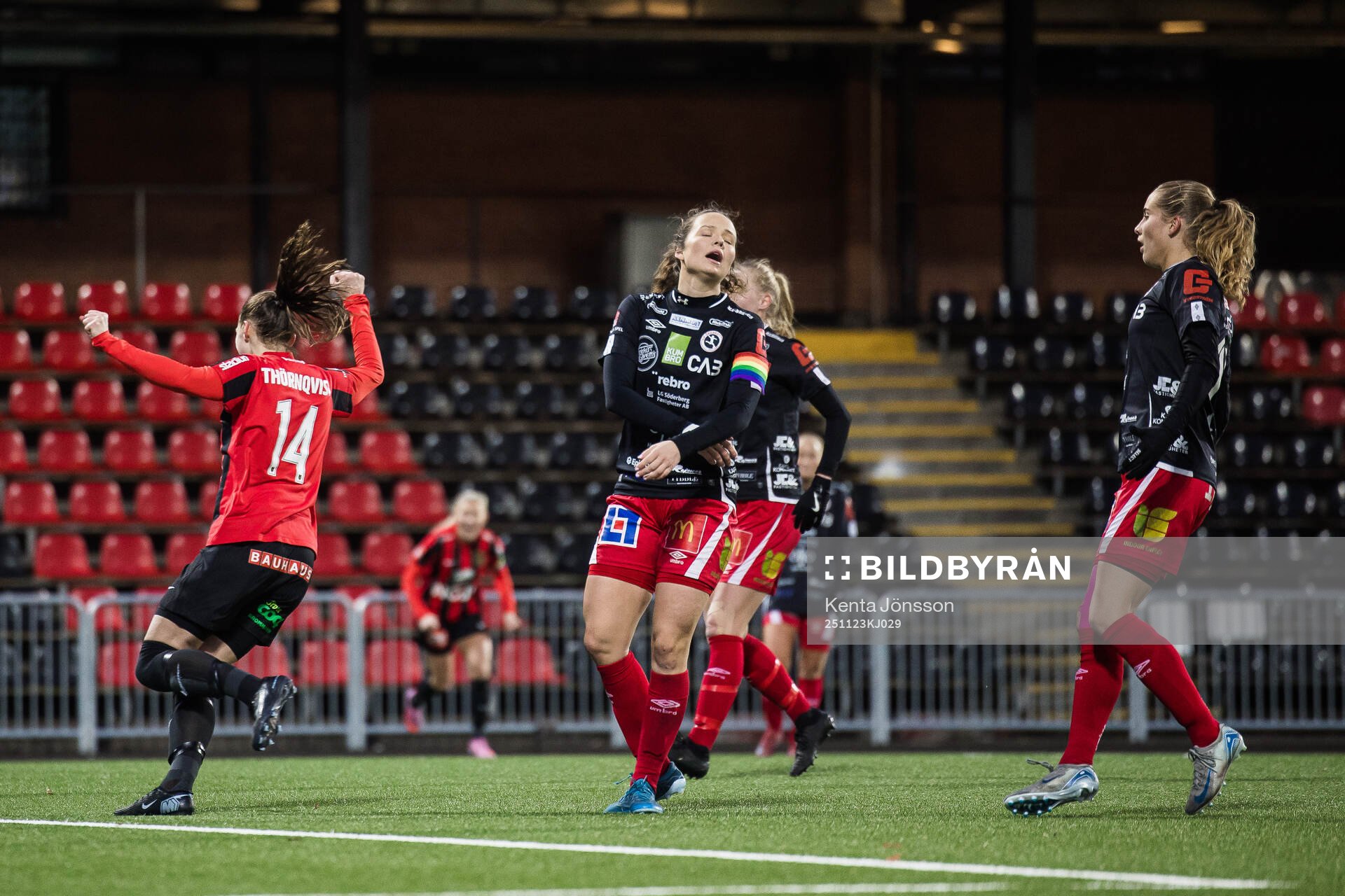 KIF Örebros Julia Walentowicz deppar
