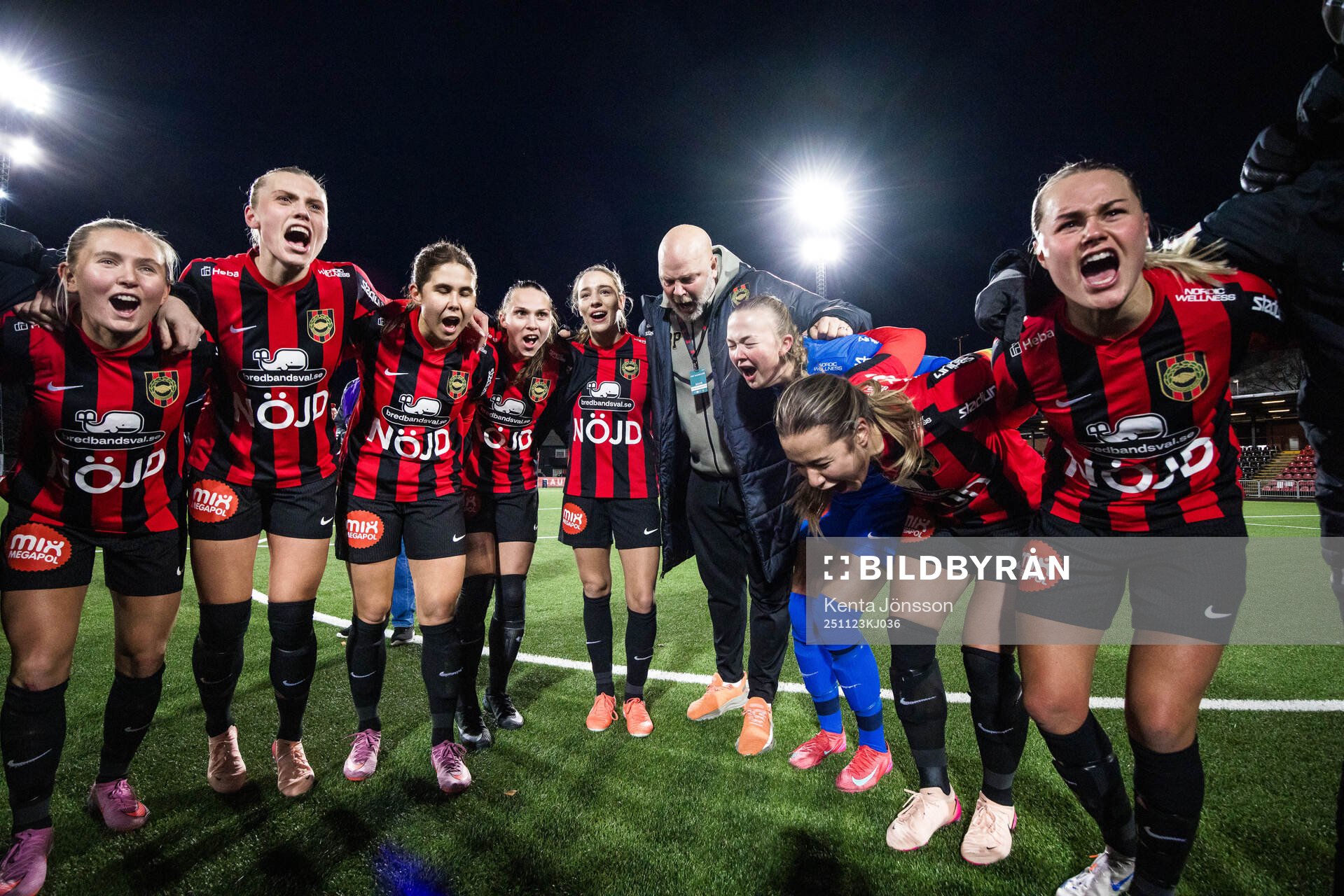 Brommapojkarnas Ellen Toivio, Amanda Wulff, Julia Olsson,