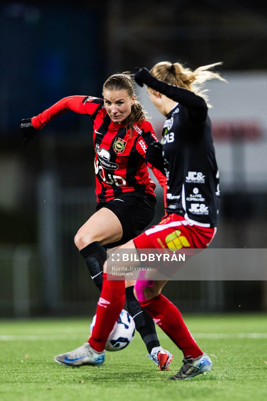 KIF Örebros Ella Frost