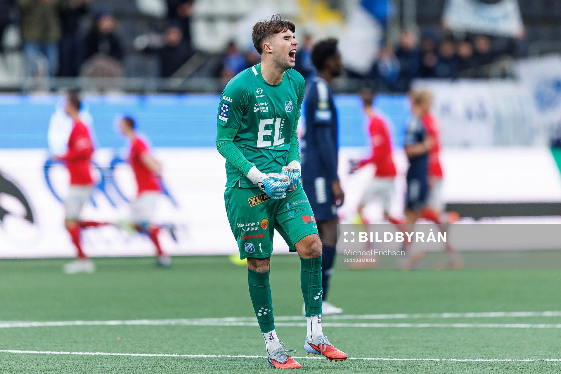 Norrbys målvakt Sebastian Banozic jublar