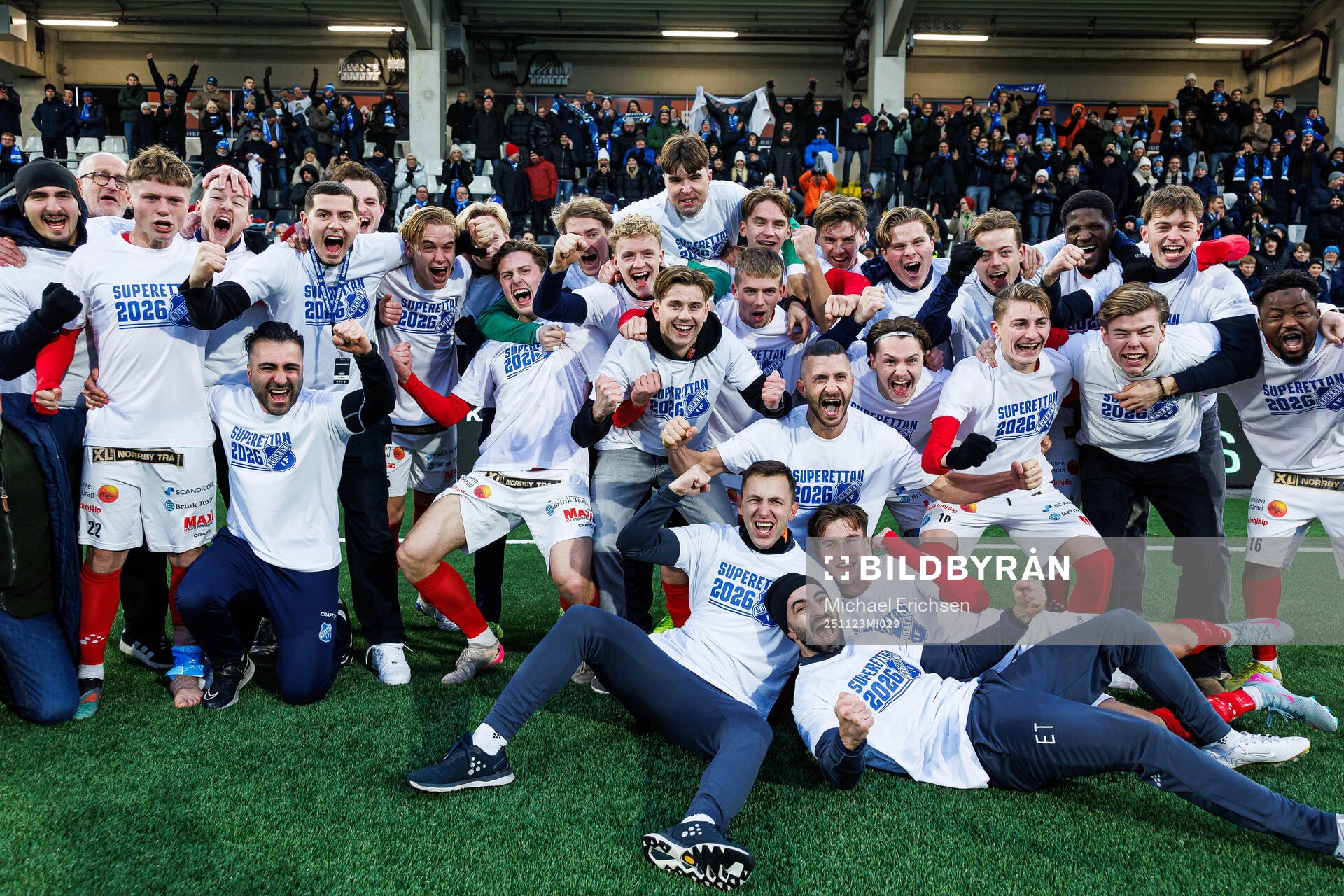 Norrbys spelare jublar