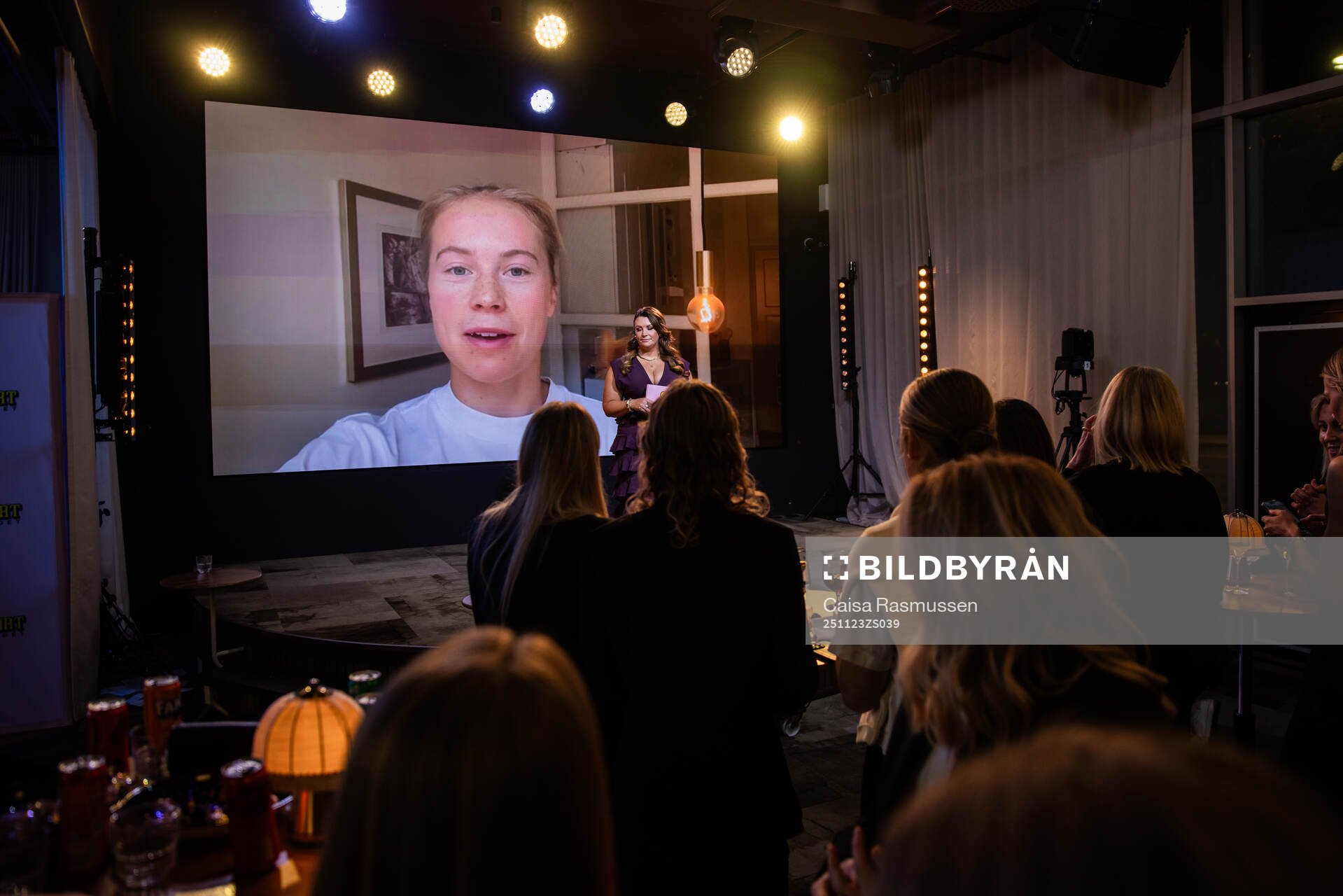 Julie Blakstad, Hammarby IF, tilldelas priset för årets