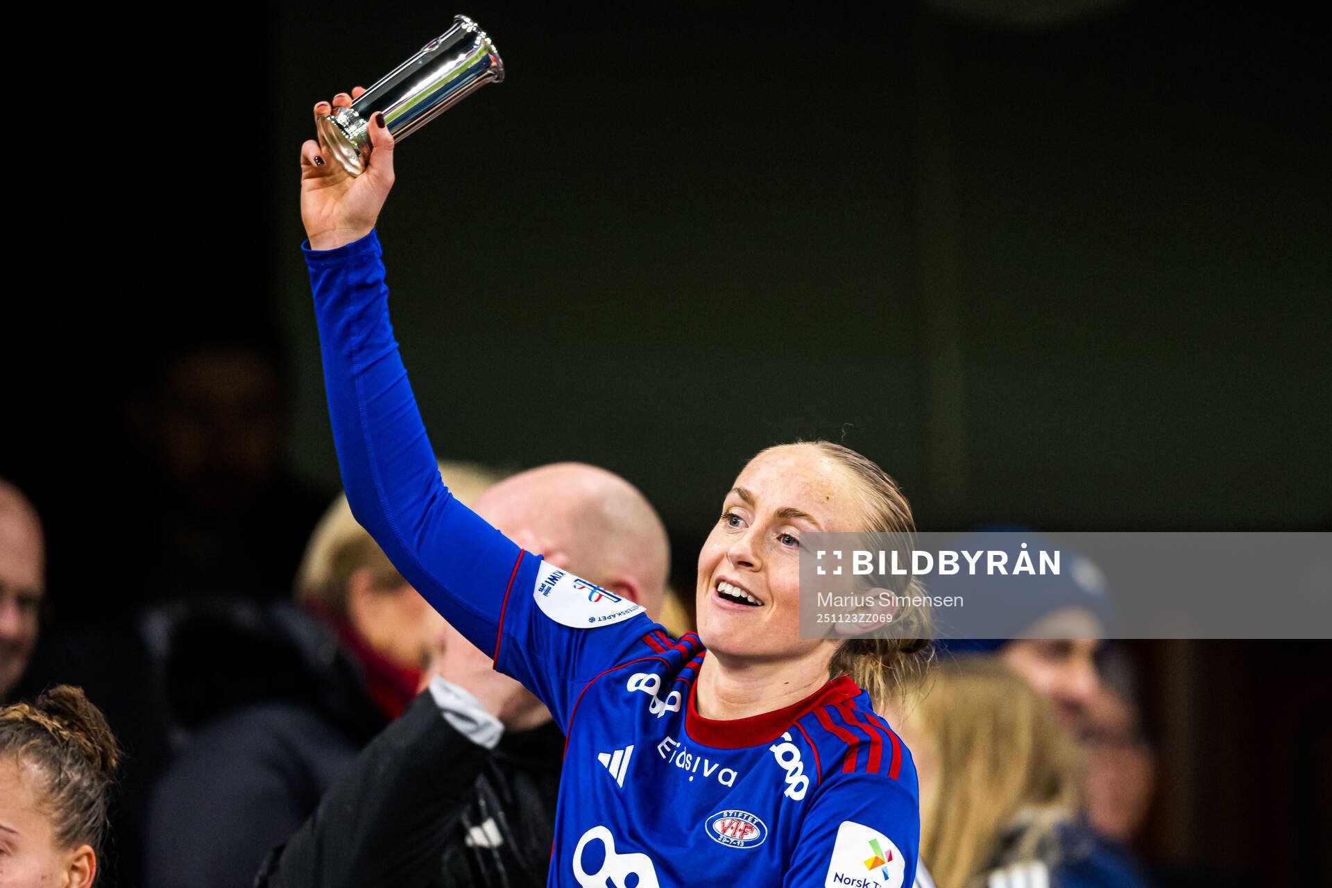 Michaela Kovacs of Vålerenga celebrates
