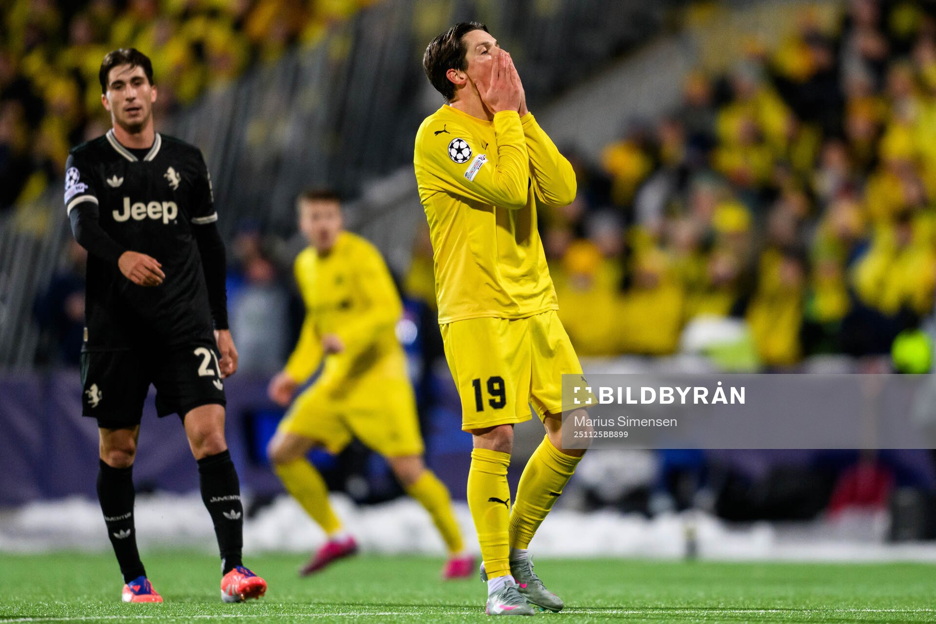 Sondre Brunstad Fet of Bodø/Glimt looks dejected