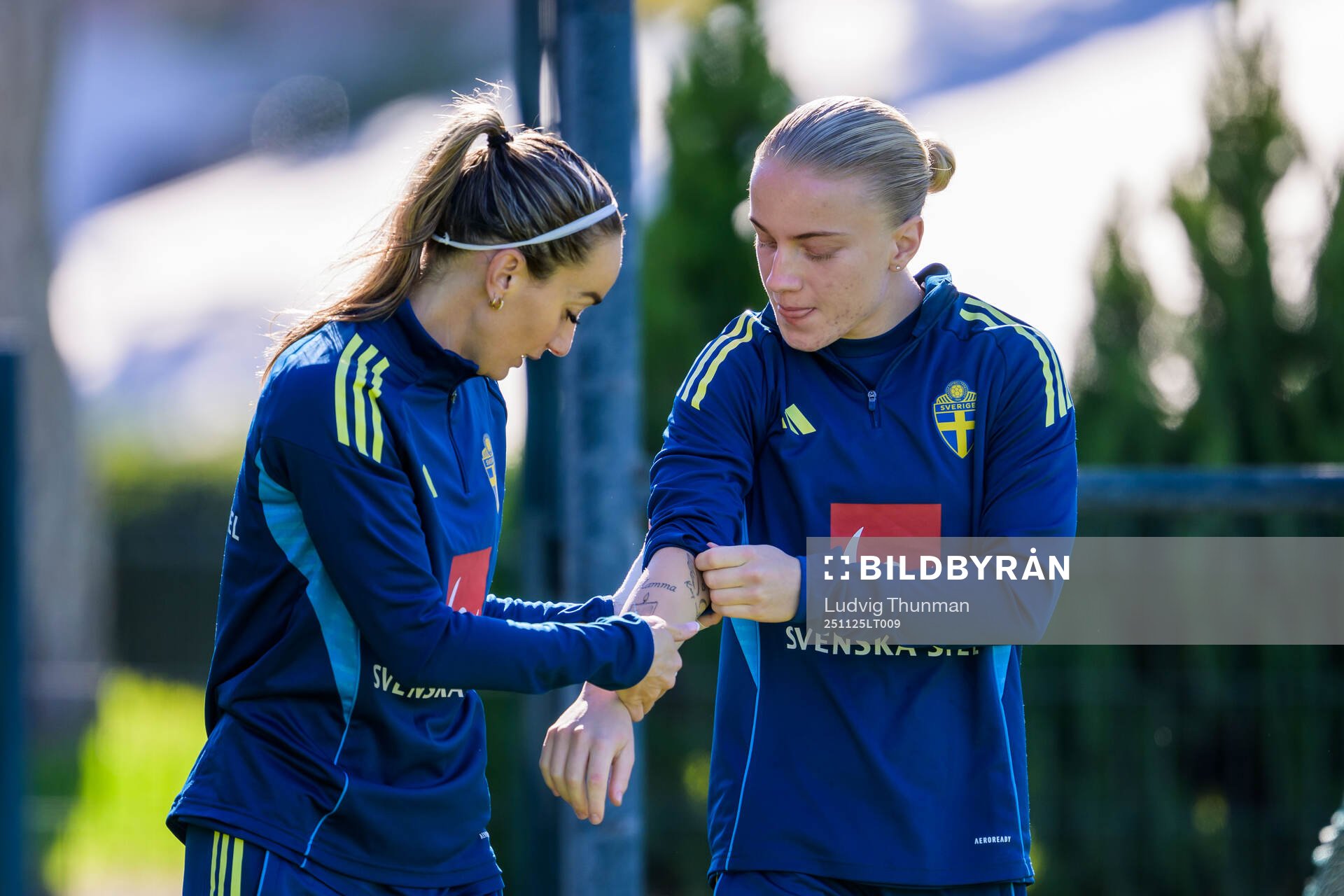 Kosovare Asllani and Anna Sandberg of the women's national