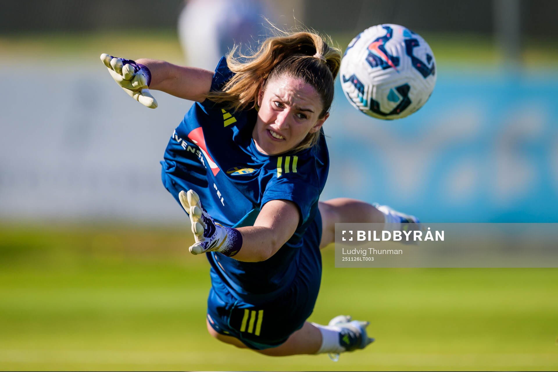 Goalkeeper Moa Öhman of the women's national football team