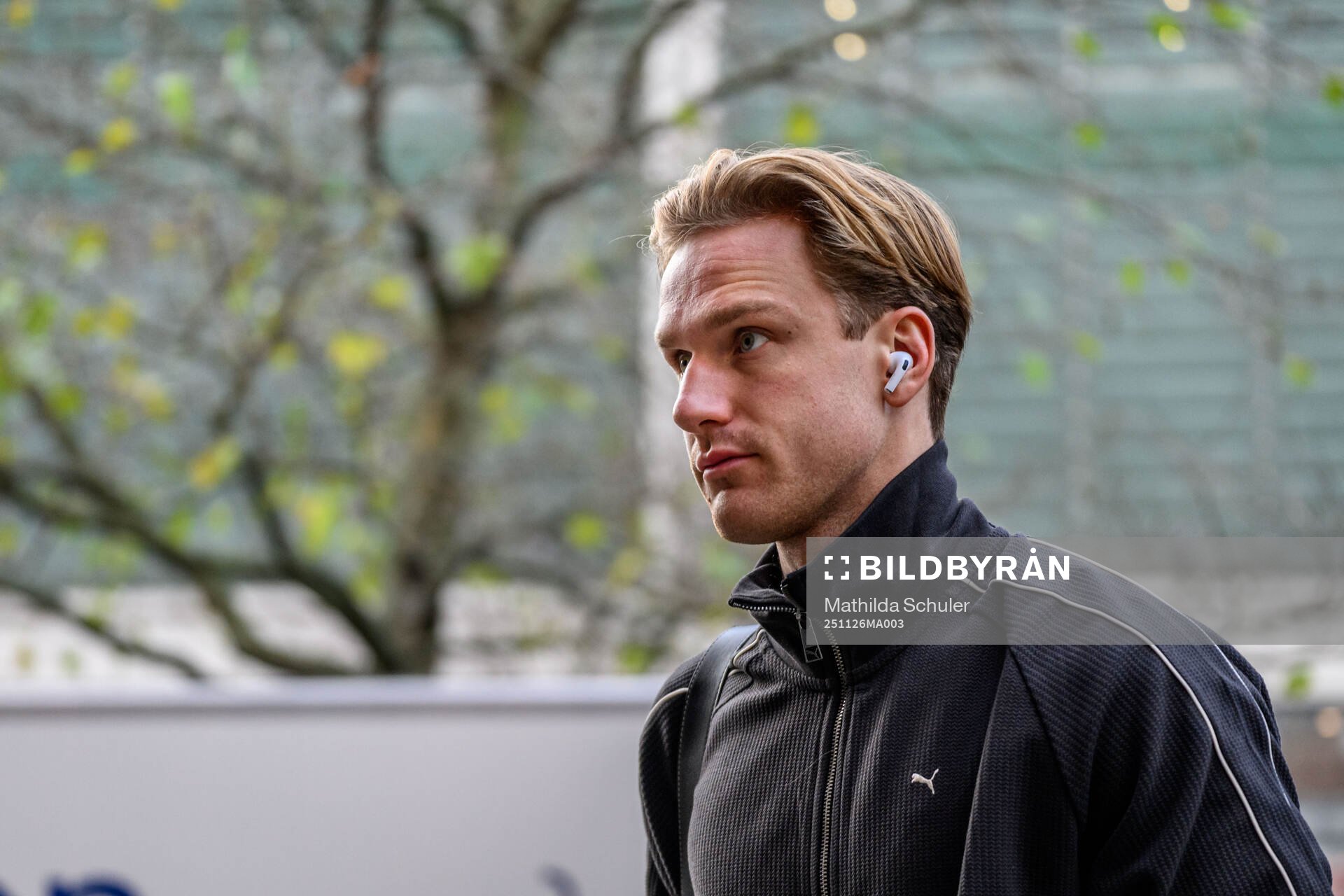 Erik Botheim of Malmö FF arrives at the hotel