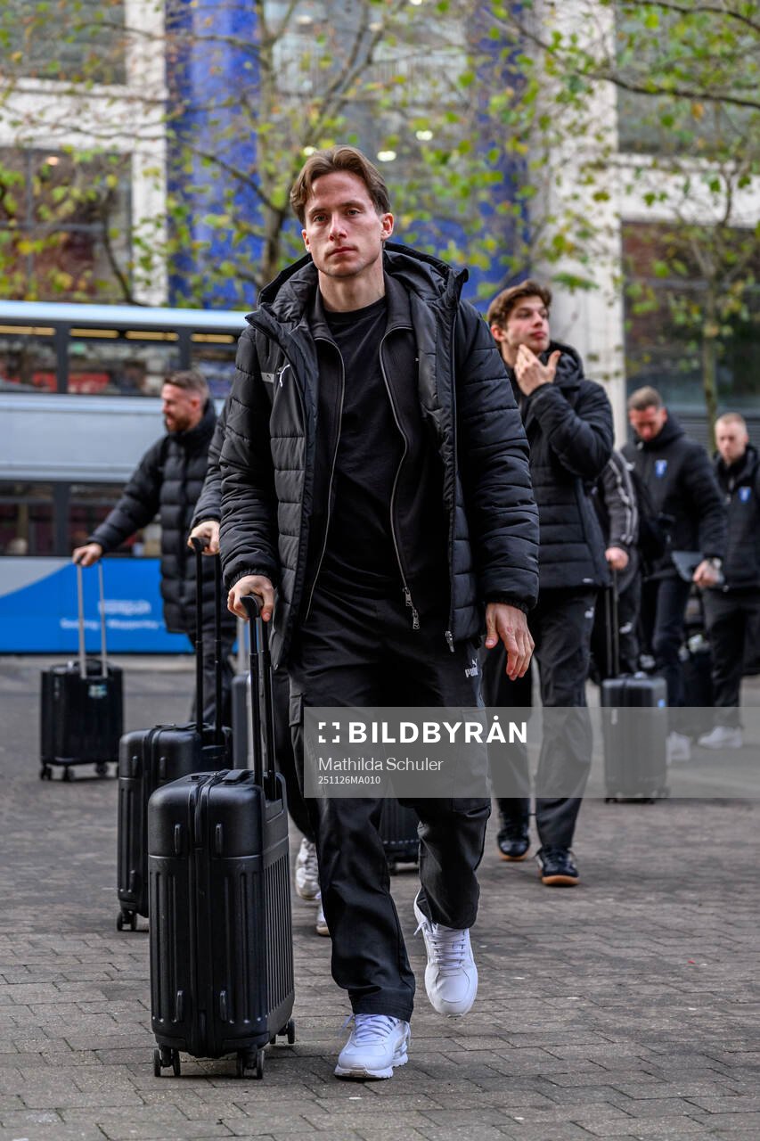 Johan Karlsson of Malmö FF arrives at the hotel