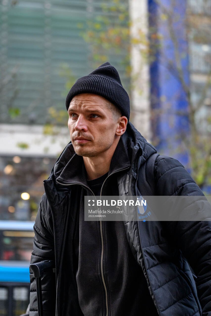 Jens Stryger Larsen of Malmö FF arrives at the hotel