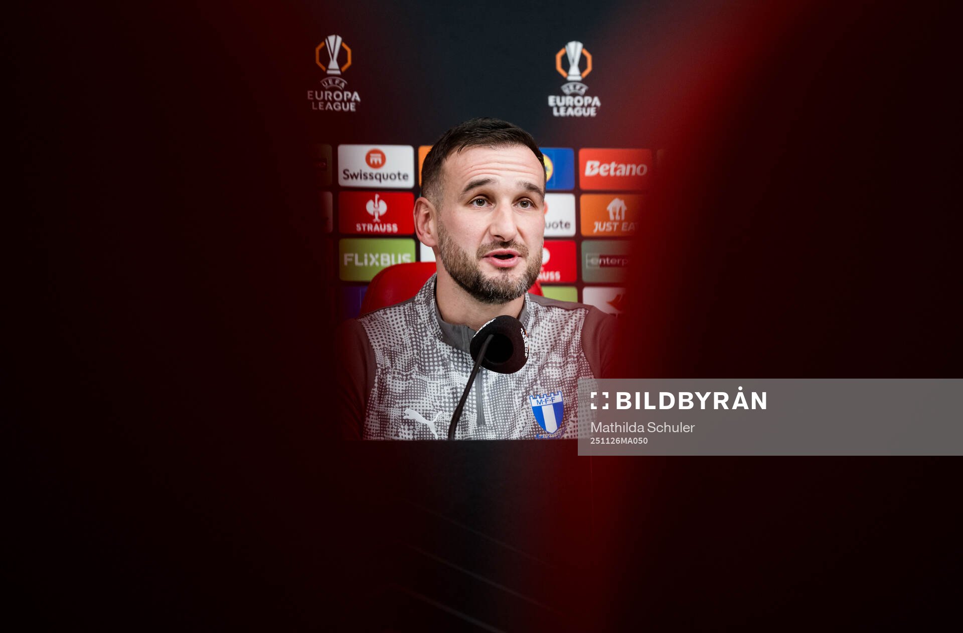 Head coach Anes Mravac