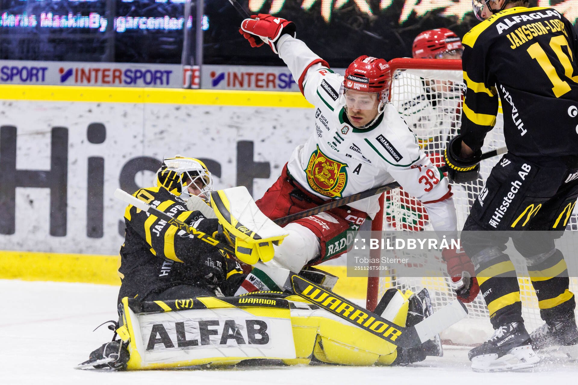 Västerås målvakt Rasmus Korhonen och Moras Kristoffer