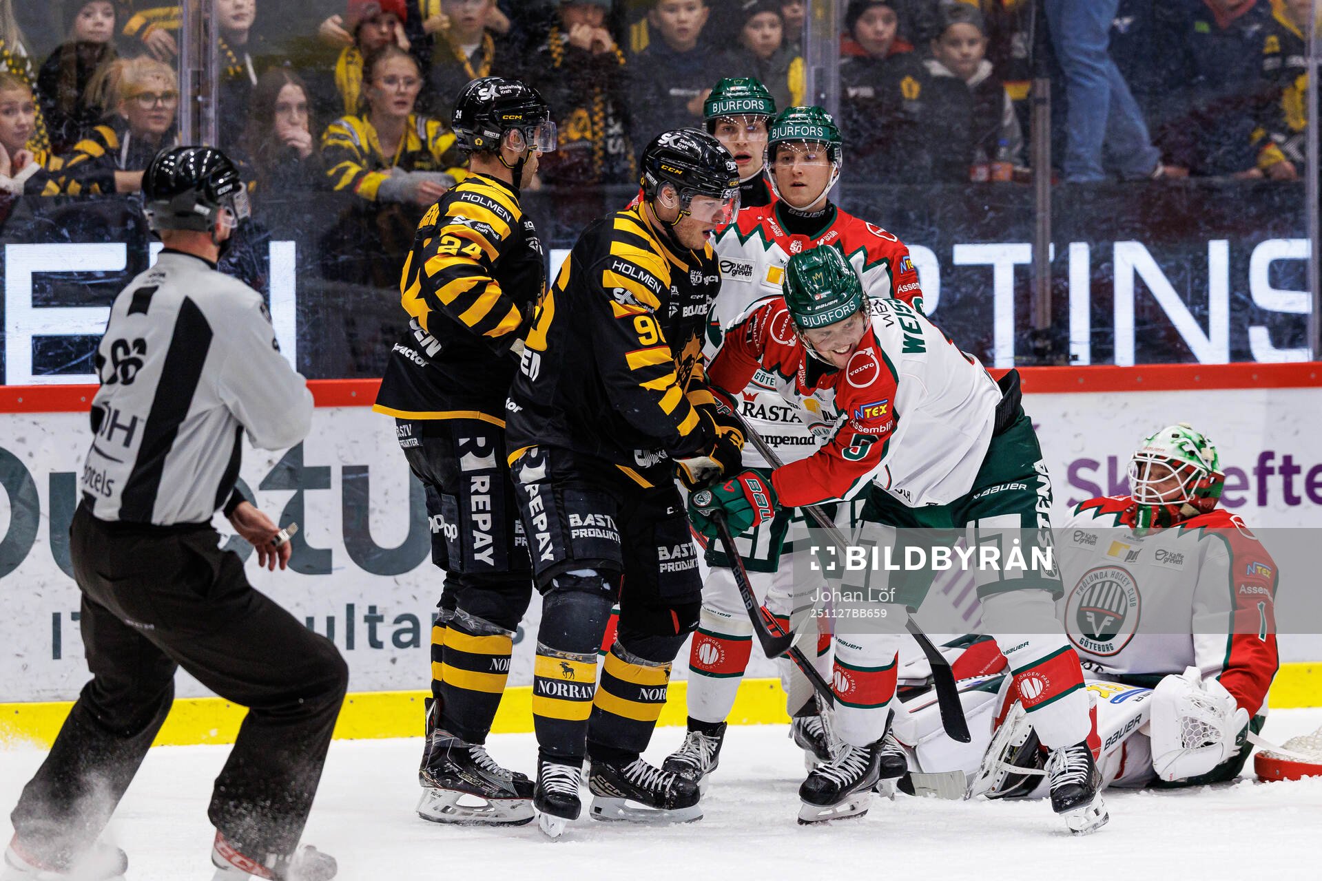 Skellefteås Rickard Hugg och Frölundas Linus Weissbach