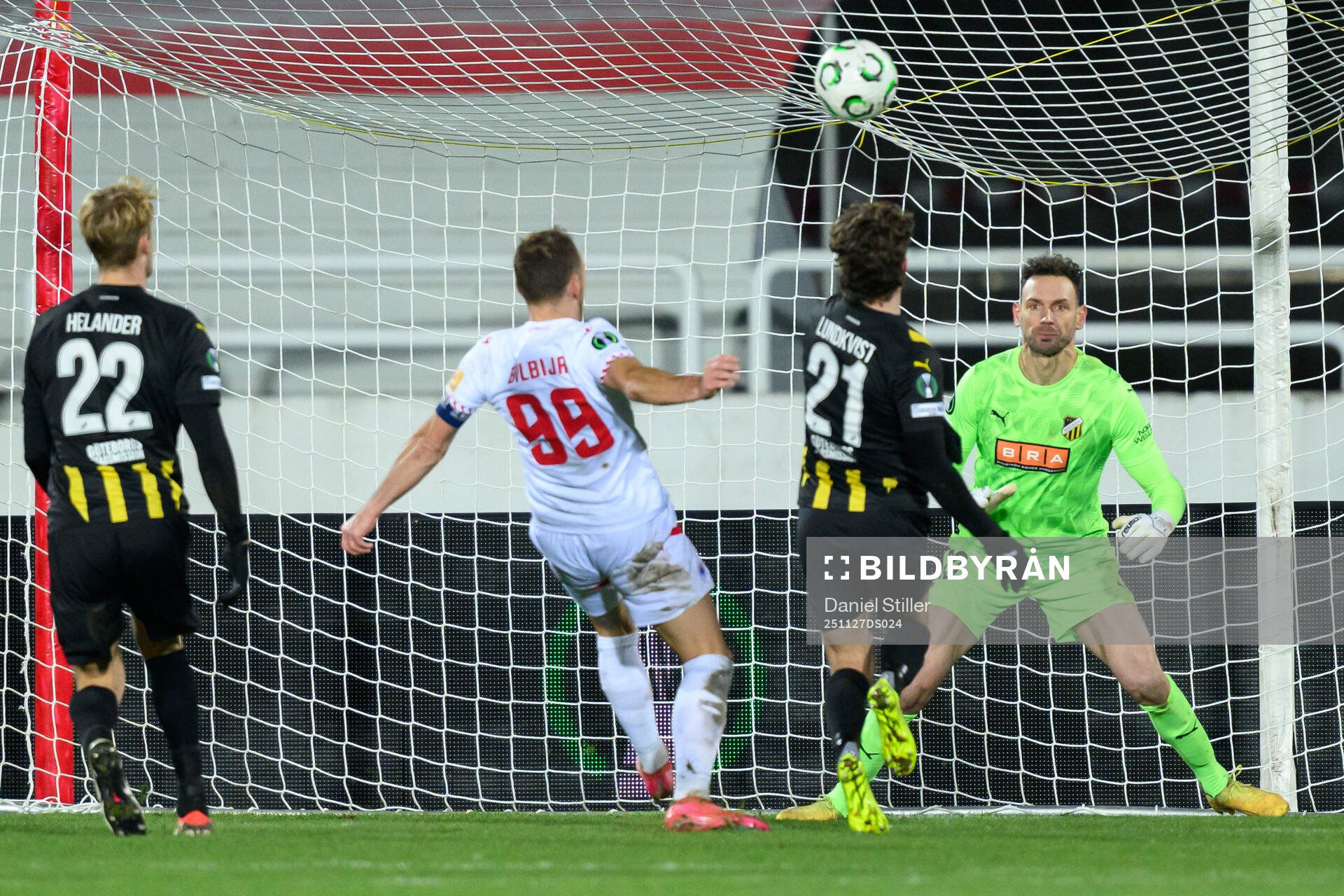 Goalkeeper Etrit Berisha of Häcken