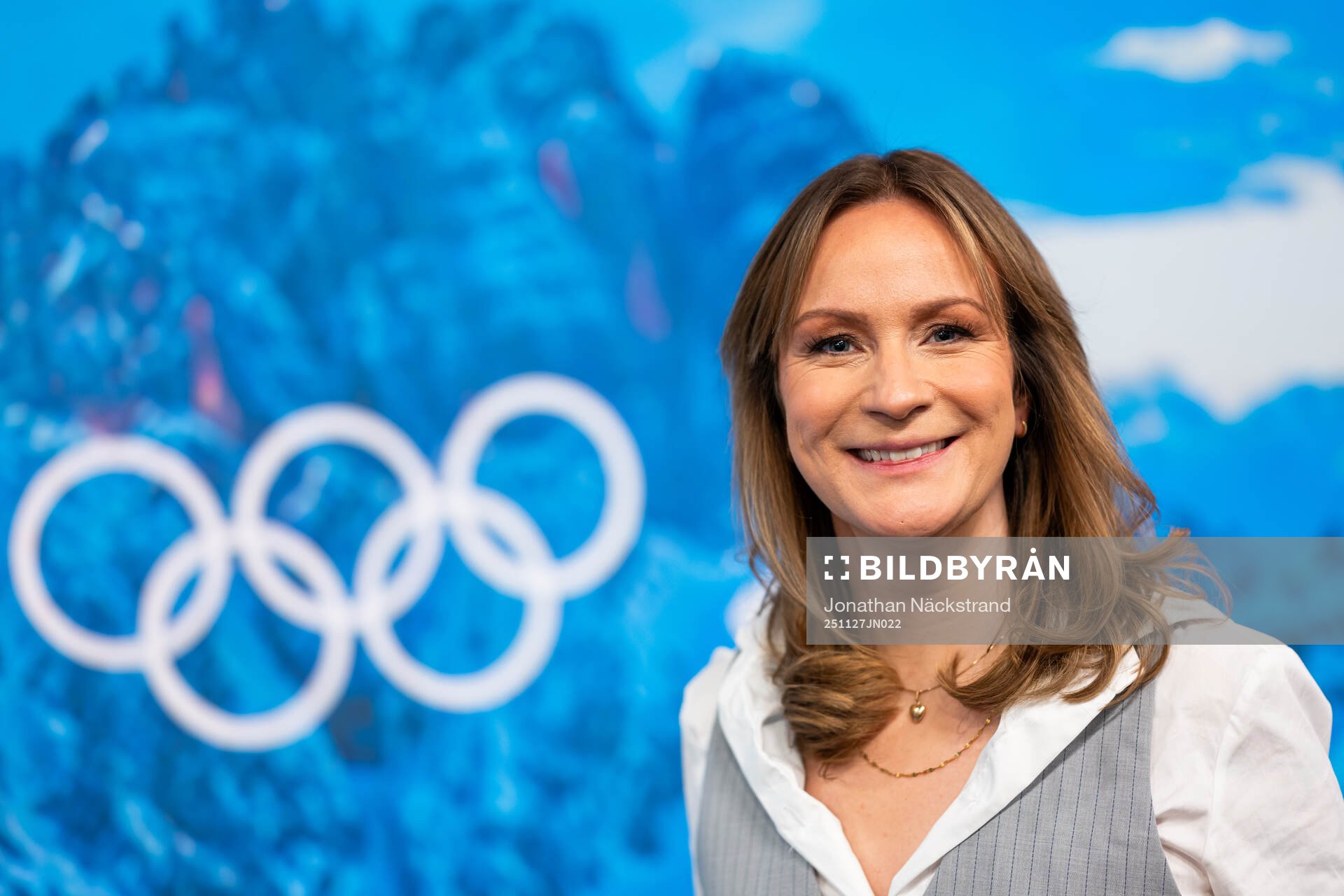 s programledare Lena Sundqvist, ishockey
