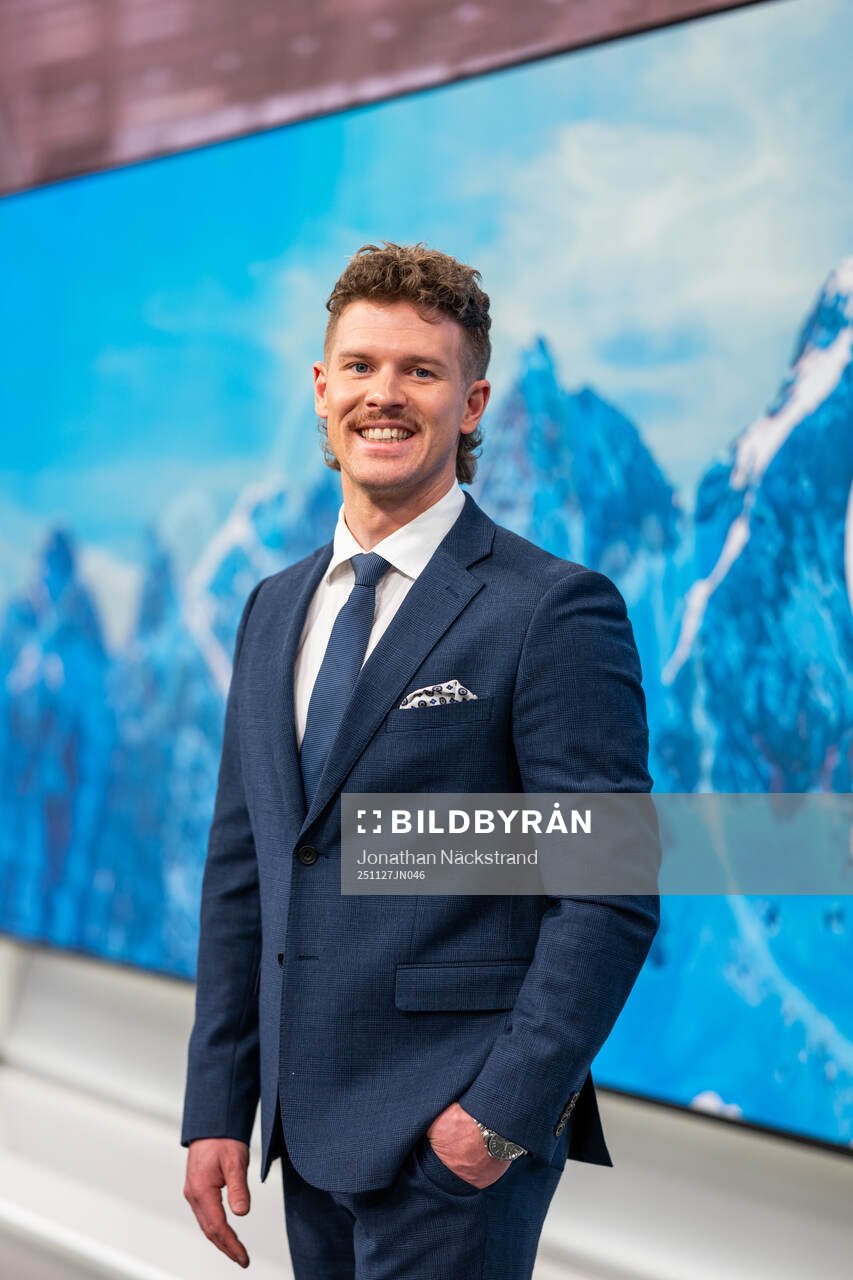 s kommentator, reporter och expert Adam Johansson, ishockey