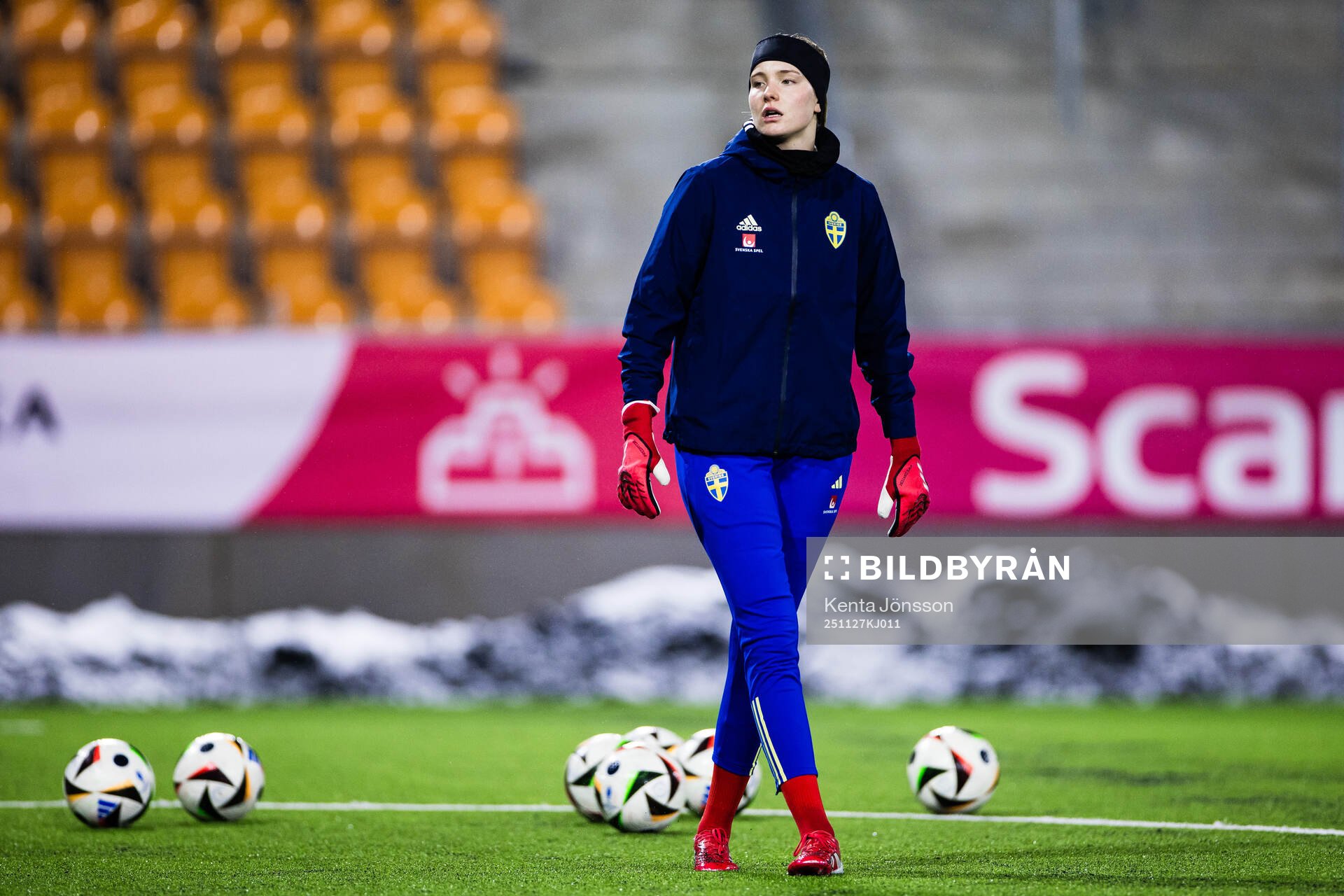Goalkeeper Elvira Björklund