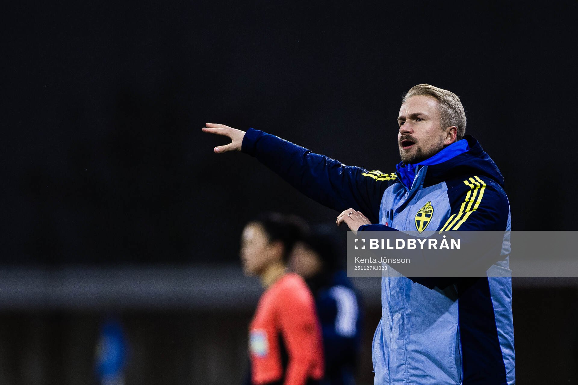 Head coach Pierre Fondin of Sweden