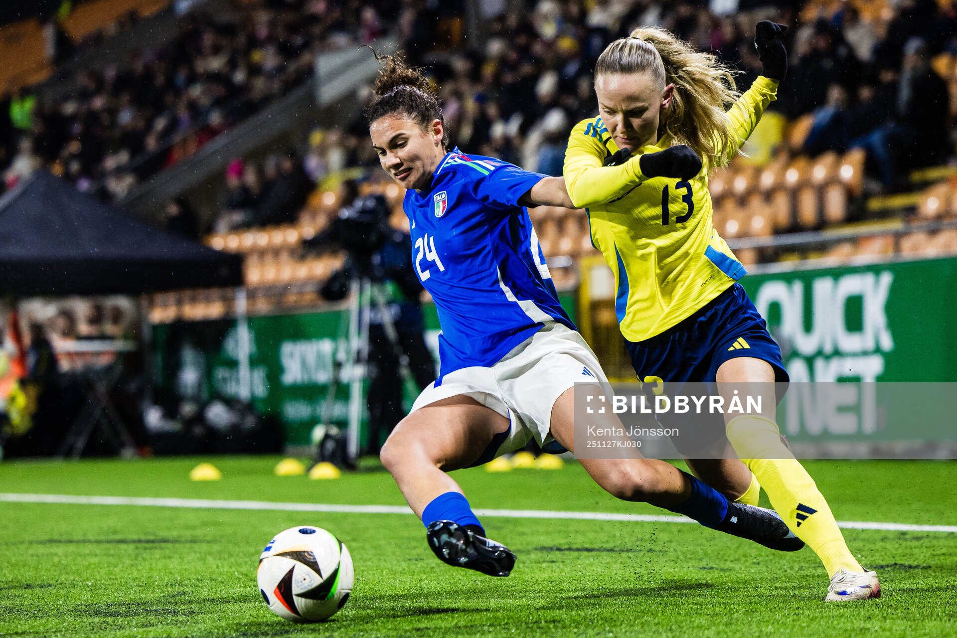 Gaia Distefano of Italy and Matilda Vinberg of Sweden