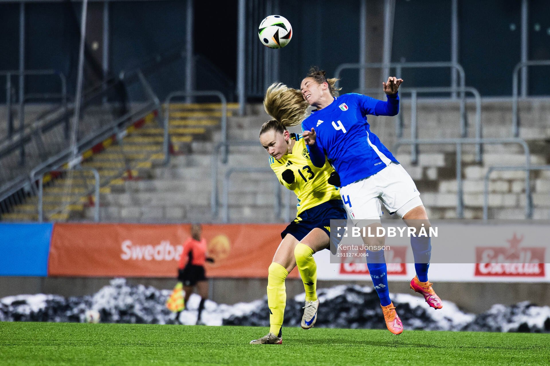 Matilda Vinberg of Sweden and Caterina Ambrosi of Italy