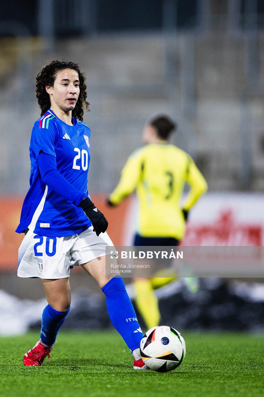 Azzurra Gallo of Italy