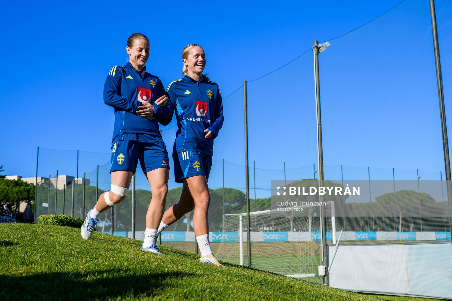 Anna Alvegård and Hanna Lundkvist of the women's national
