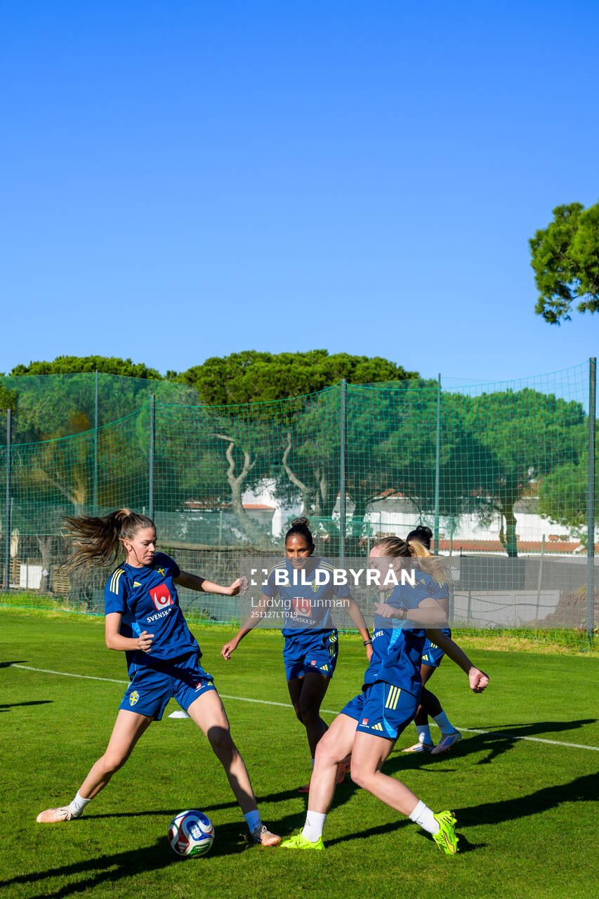 Bella Andersson, Madelen Janogy and Alice Bergström of the