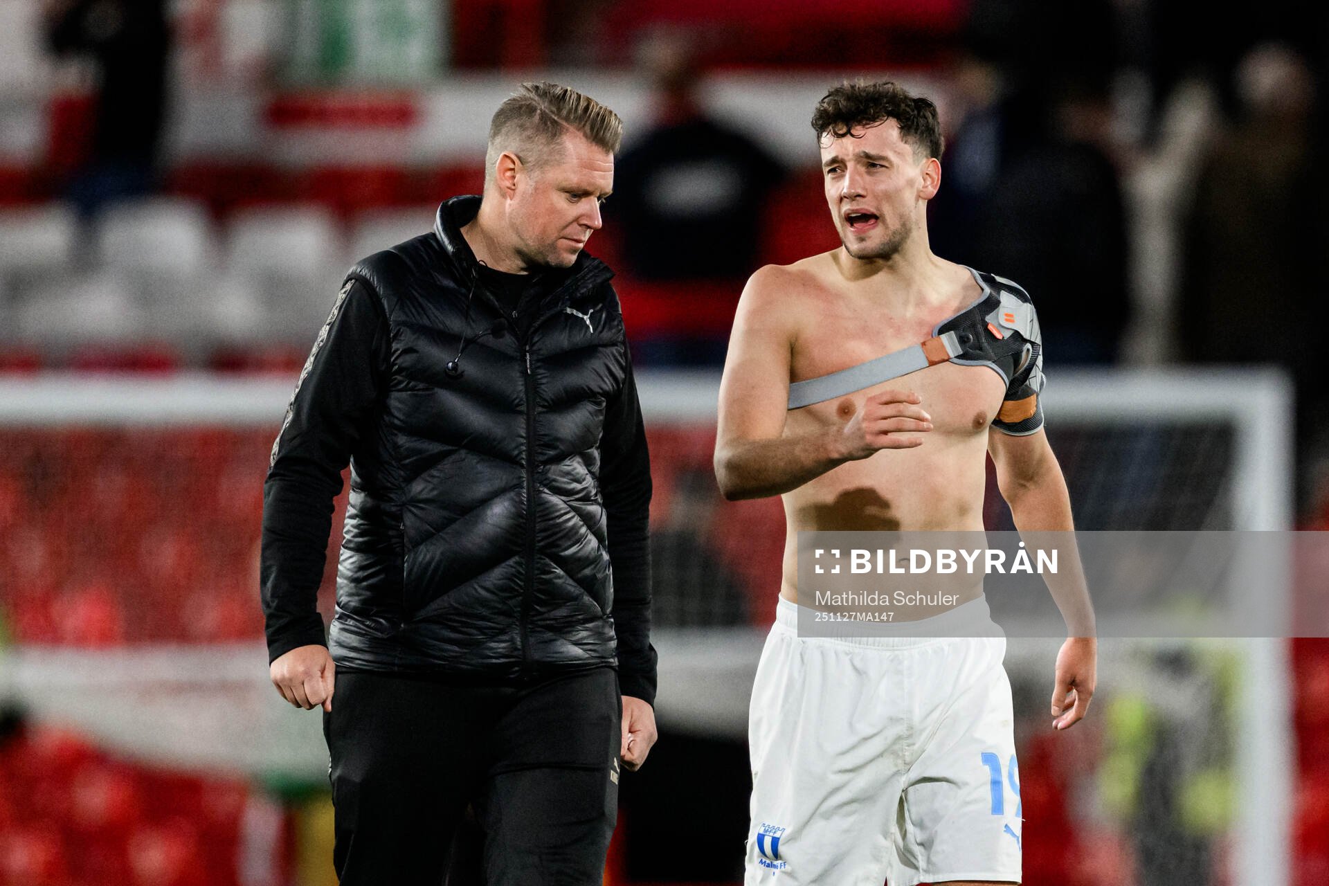 Colin Rösler of Malmö FF looks dejected