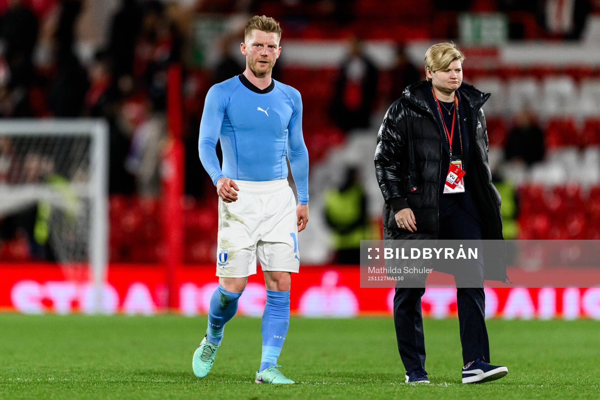 Anders Christiansen of Malmö FF look dejected