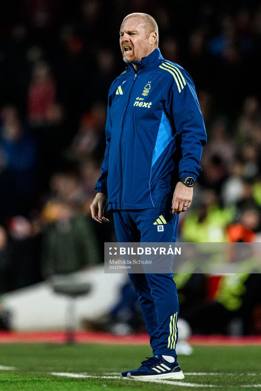 Head coach Sean Dyche of Nottingham Forest