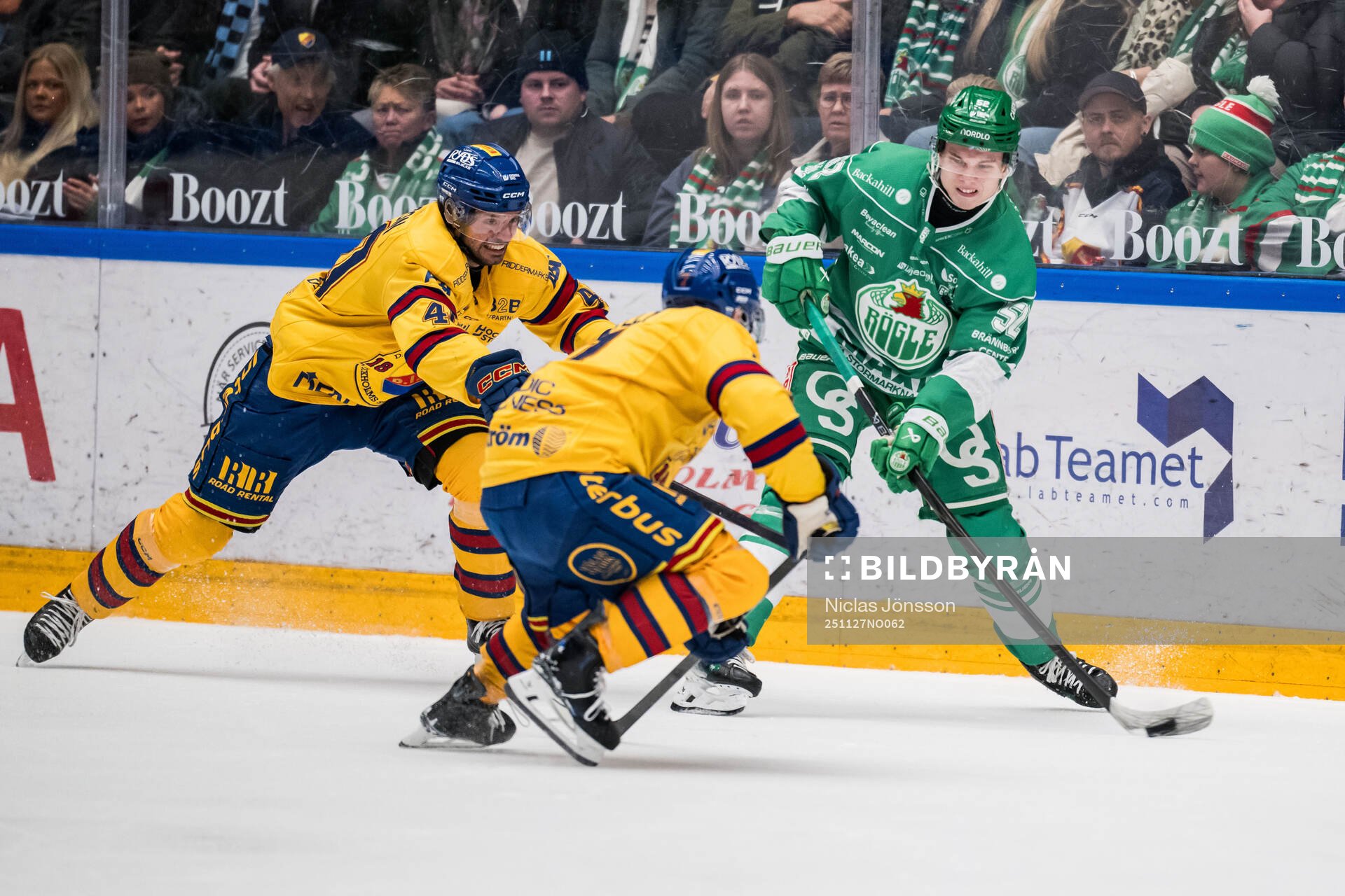 Djurgårdens Jacob Josefson och Rögles Felix Nilsson
