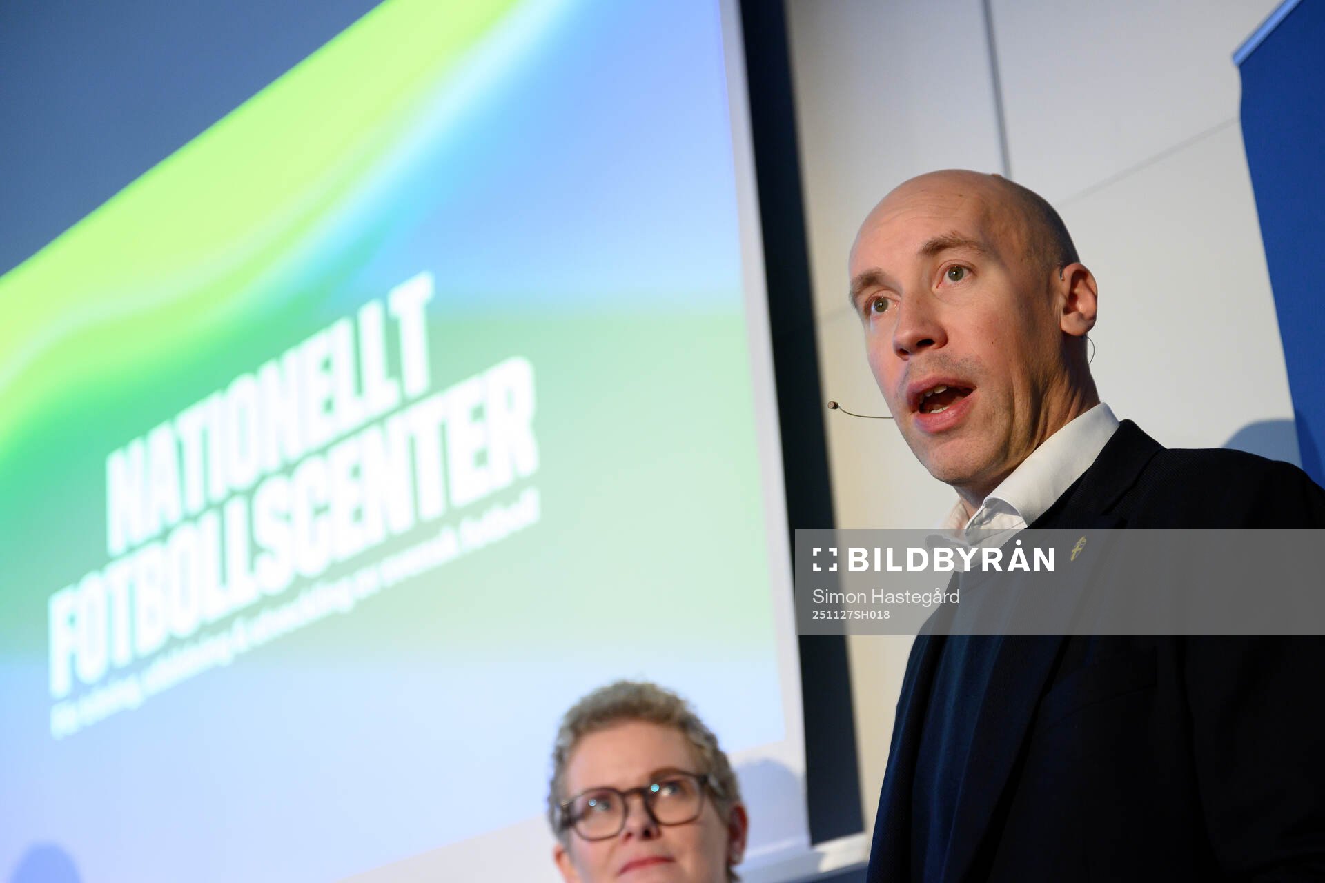 s ordförande Simon Åström