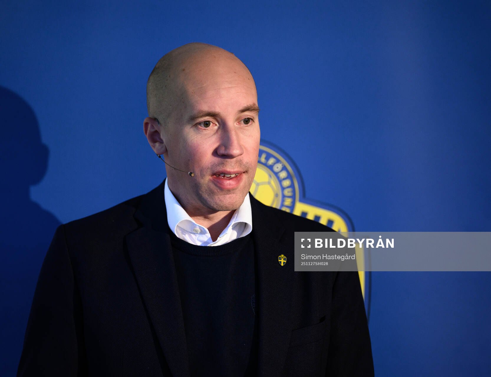 s ordförande Simon Åström