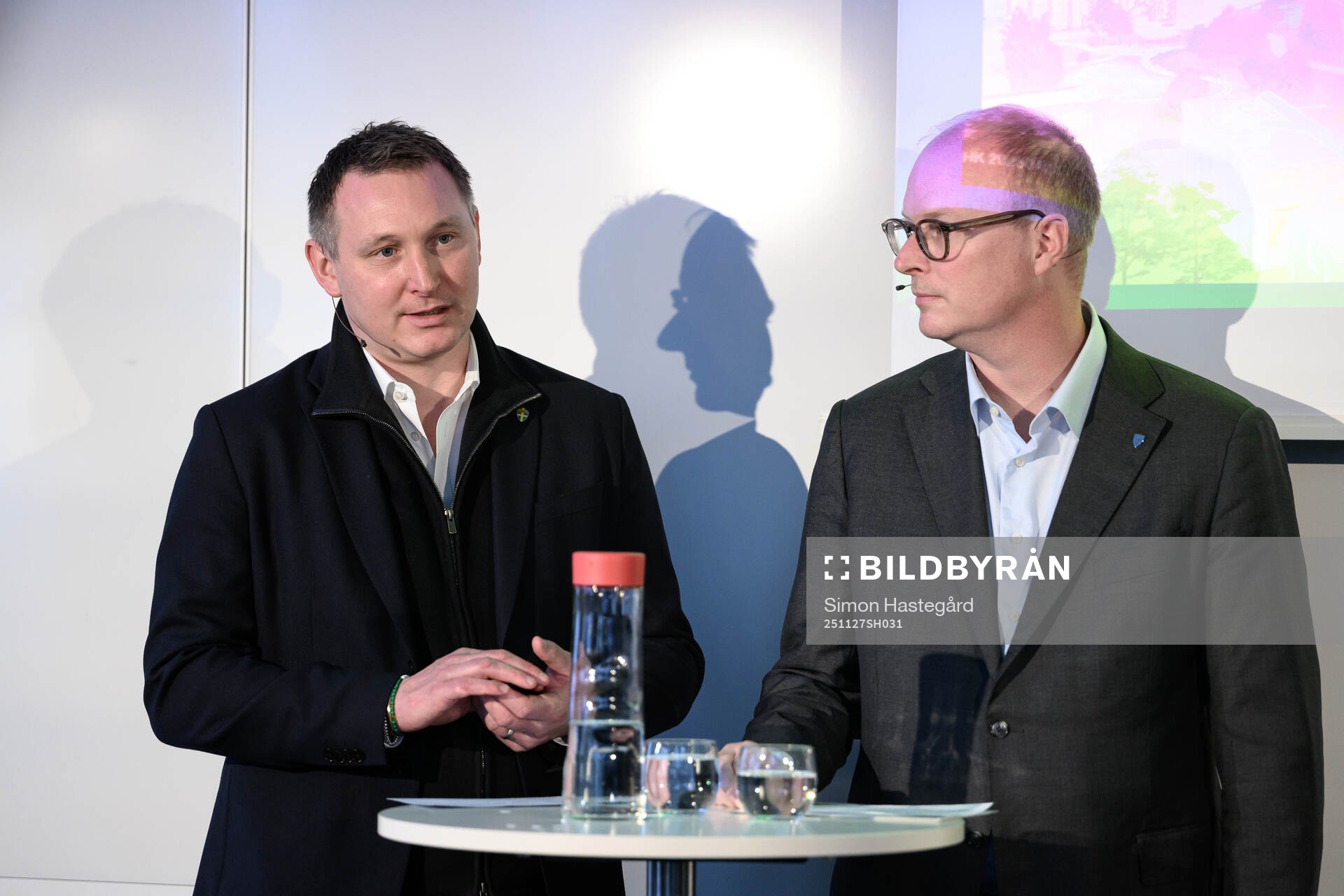 s fotbollschef Kim Källström och Anders Österberg (S),