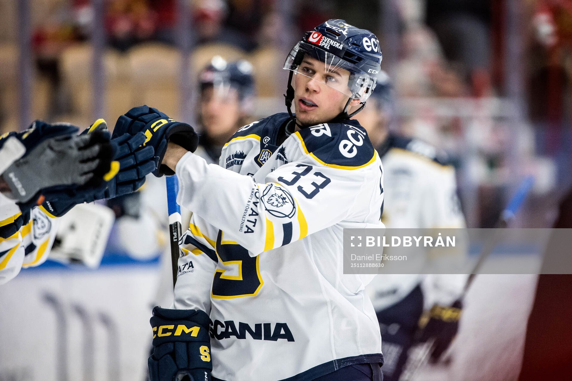 Södertäljes Måns Lindbäck jublar