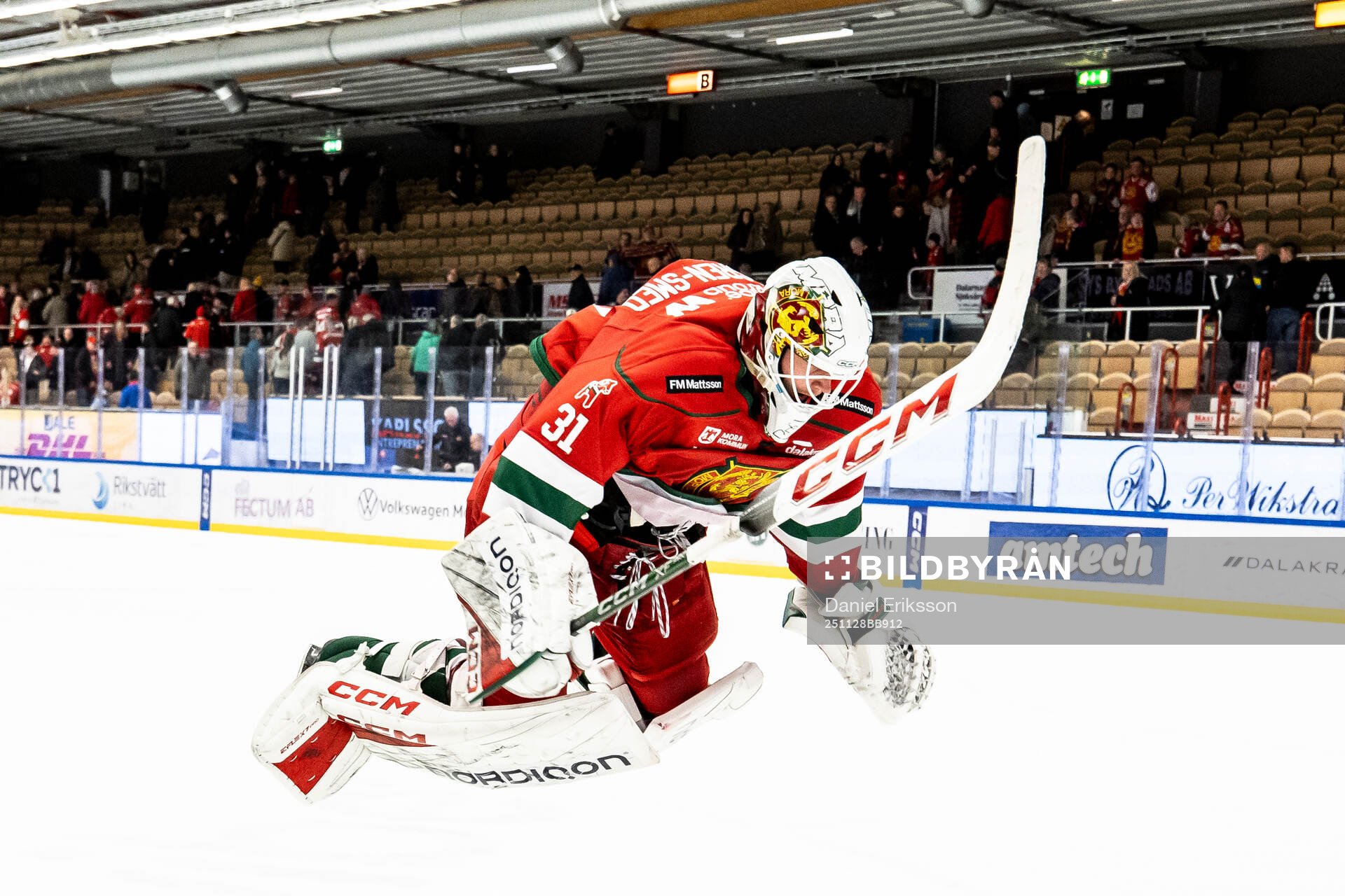 Moras målvakt Marcus Hellgren Smed jublar