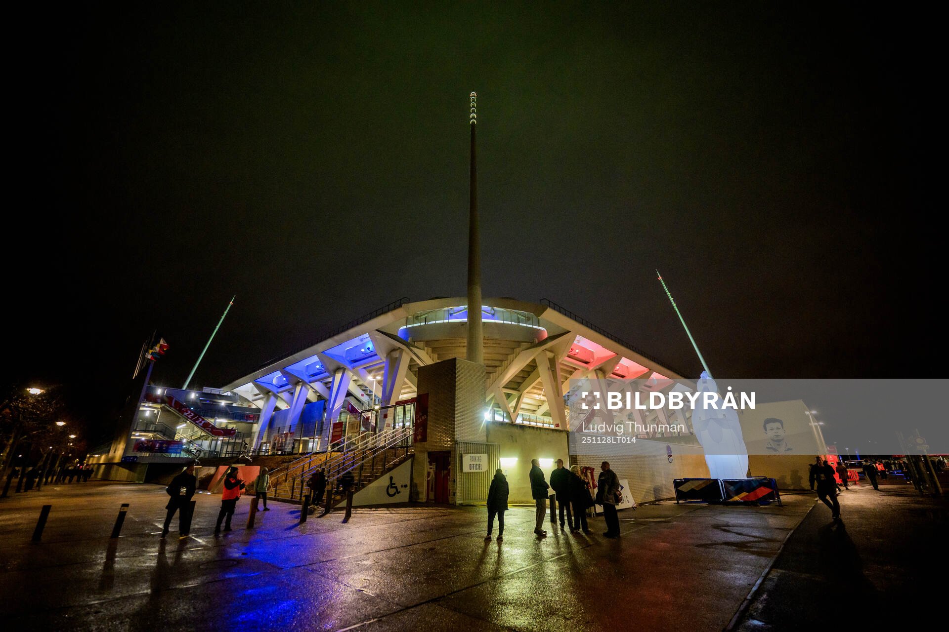 Exterior view of Stade Auguste-Delaune aheaf of the Women's