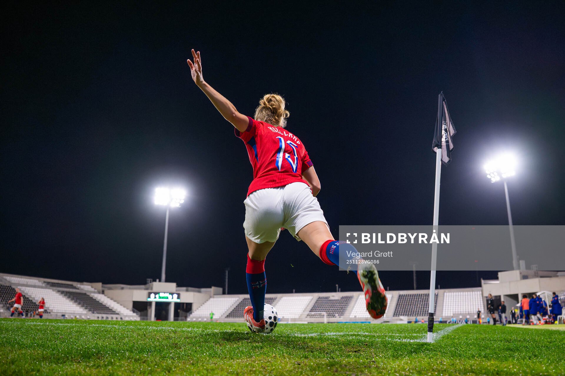 Justine Kielland of Norway takes a corner kick