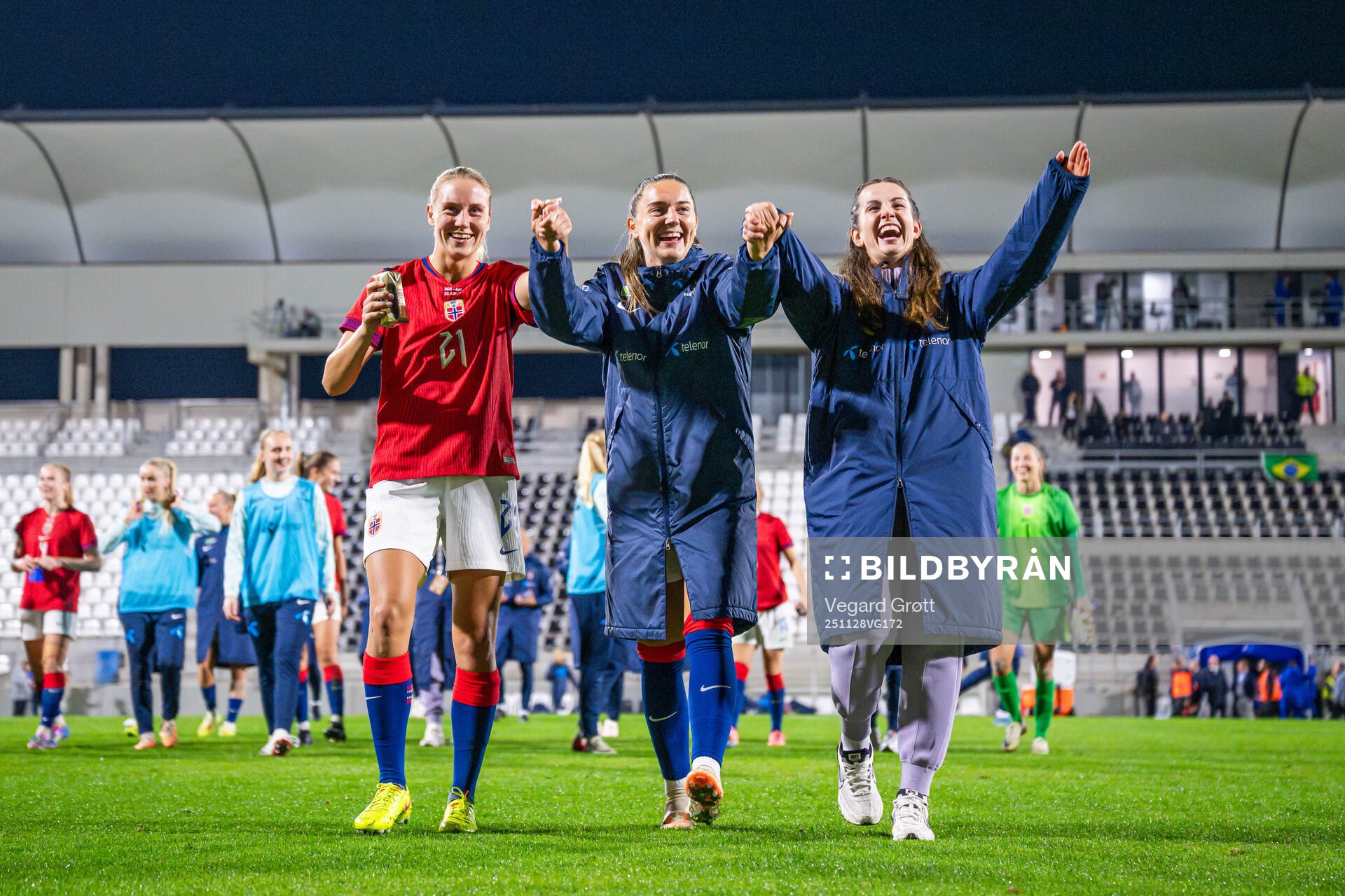 Lisa Naalsund, Vilde Bøe Risa and Tuva Hansen of Norway