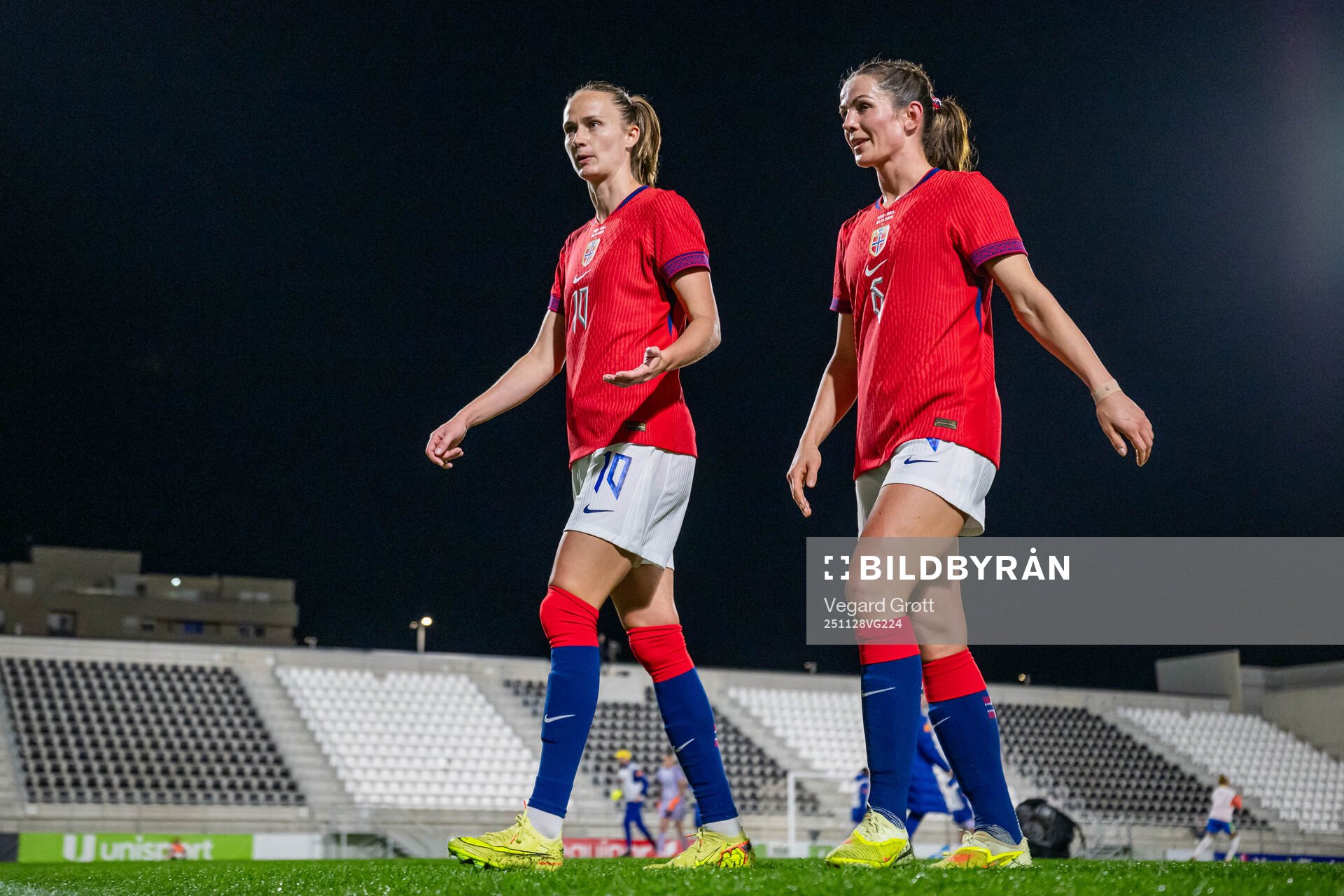 Caroline Graham Hansen and Tuva Hansen of Norway at