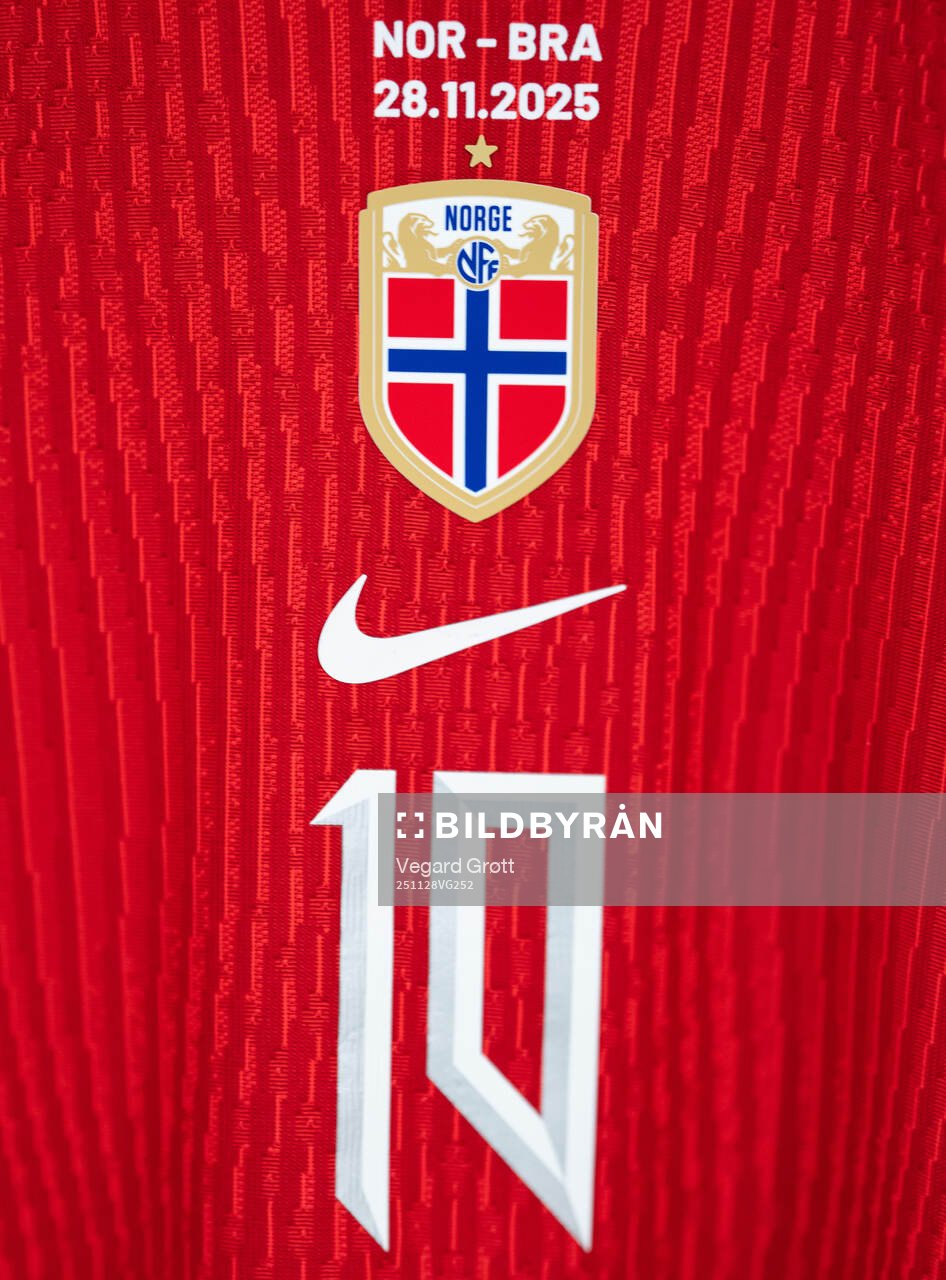 The kit of Caroline Graham Hansen of Norway in the dressing