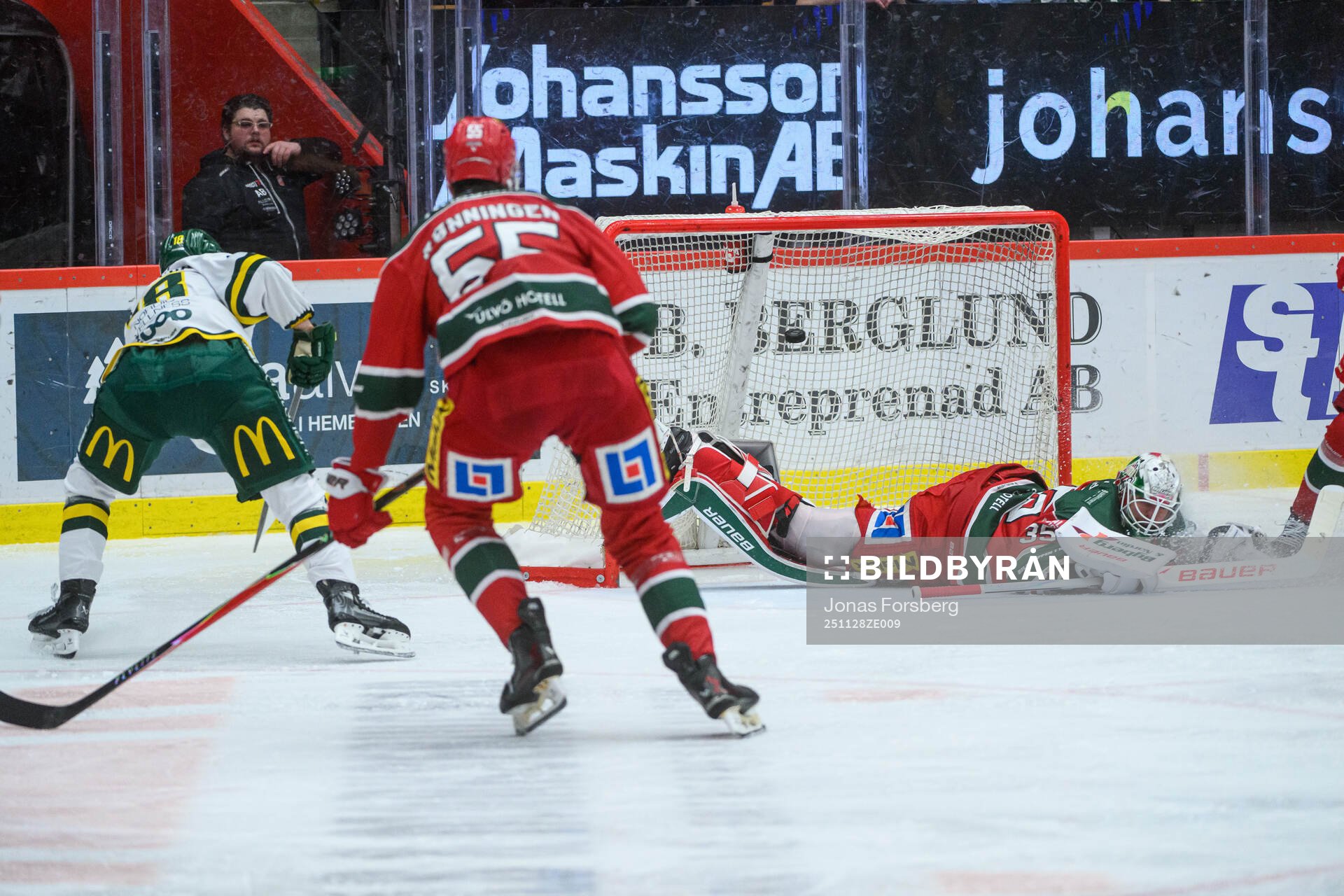 Björklövens Axel Ottosson gör 0-2