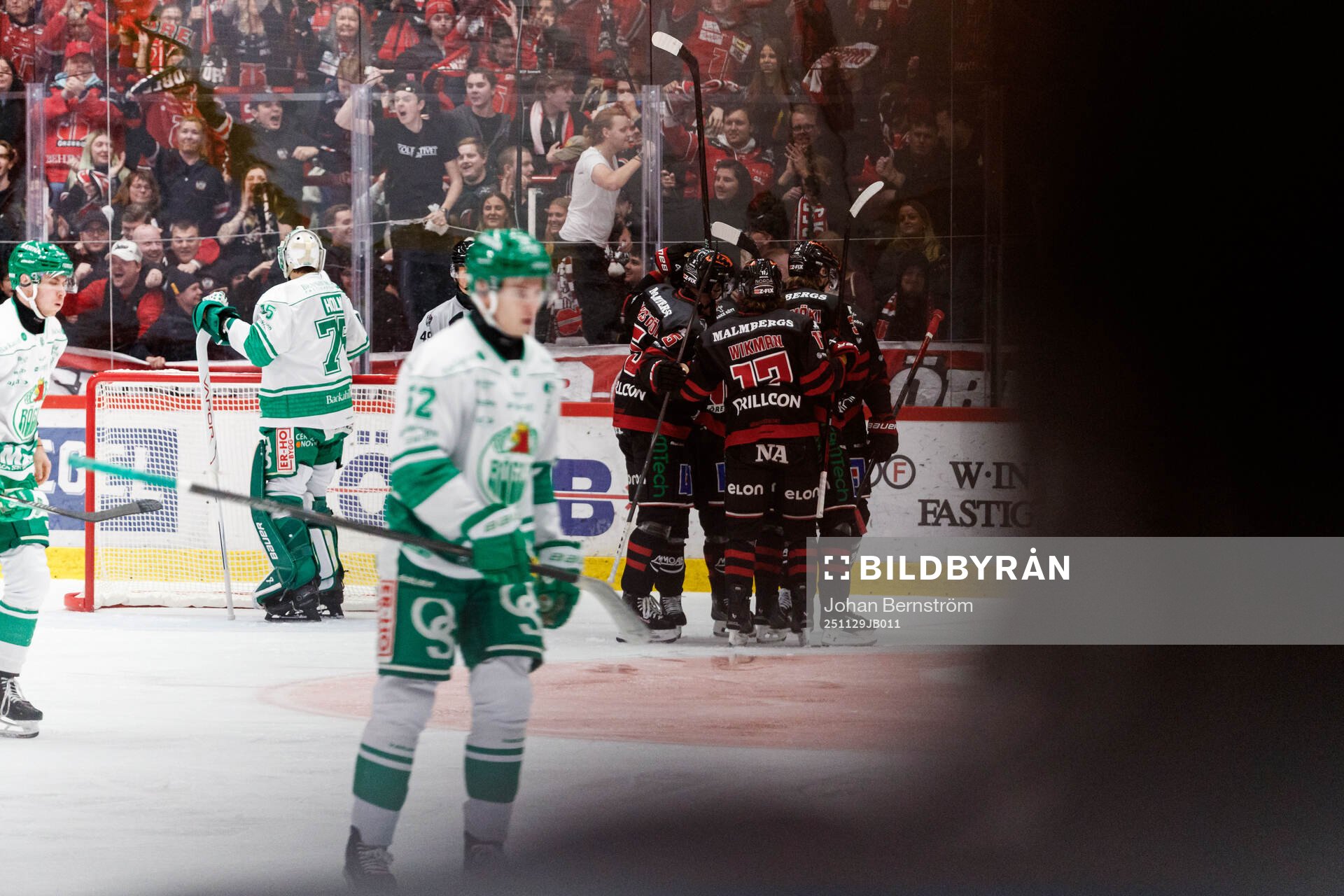 Örebros Luke Martin jublar