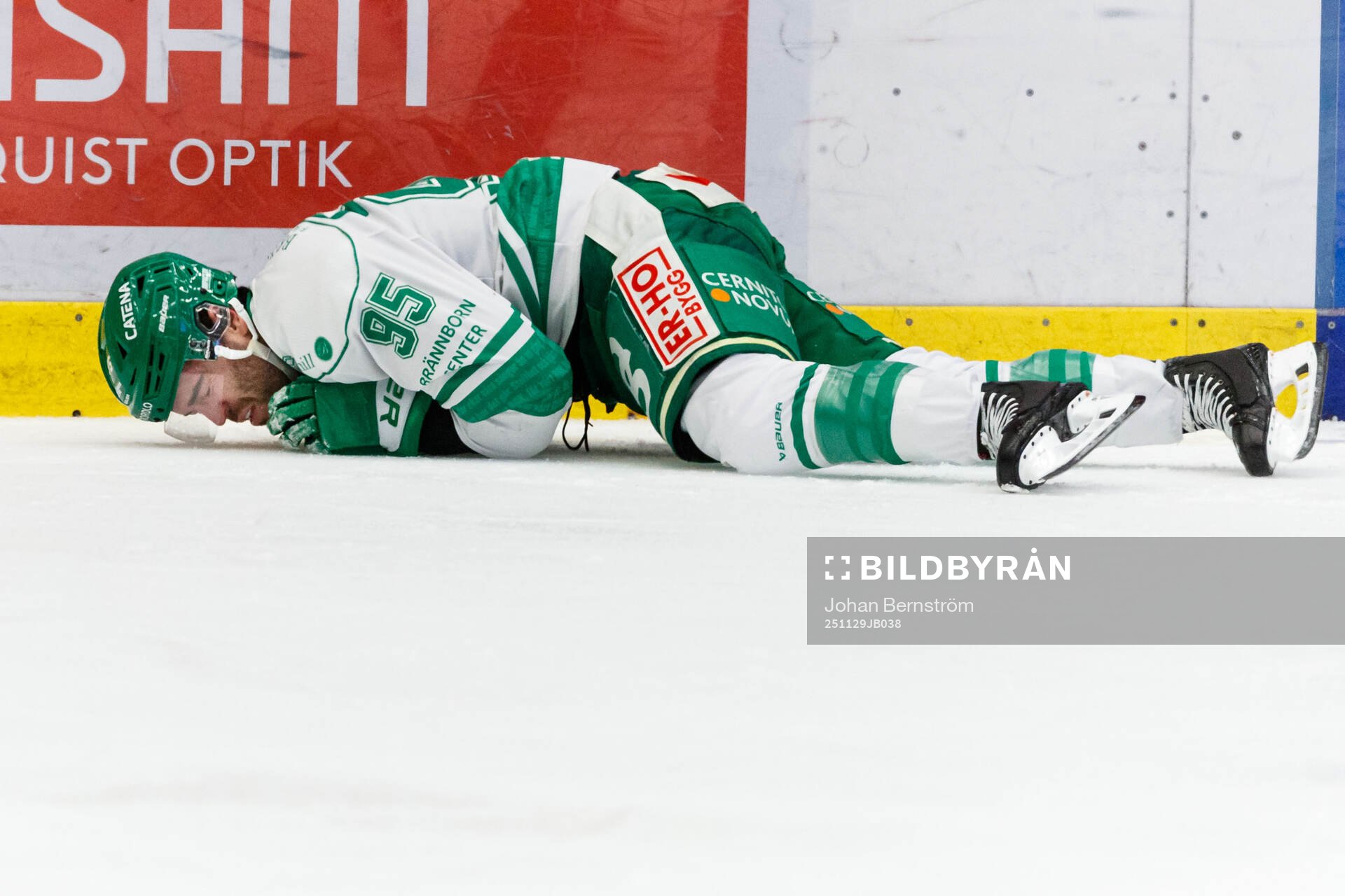 Rögles Mark Friedman lämnar isen