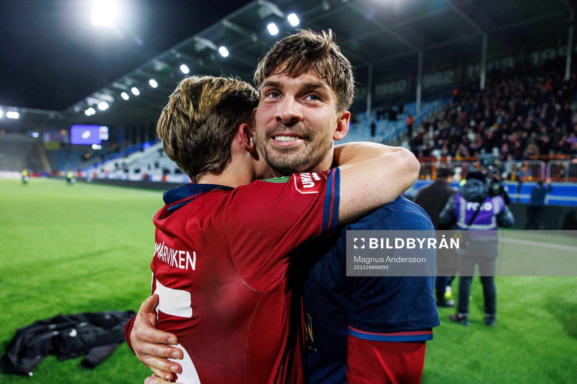 Örgrytes Daniel Paulson jublar