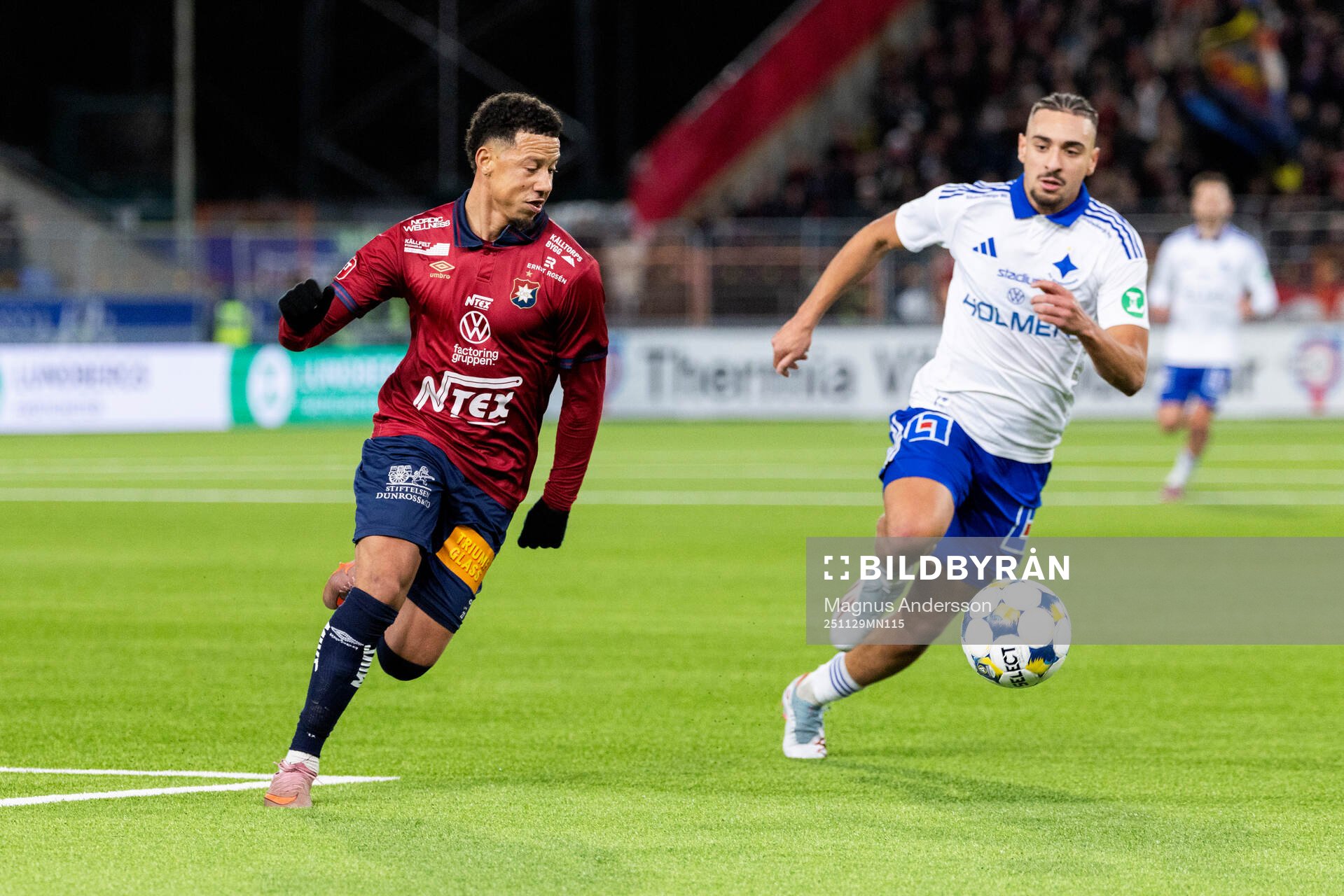 Örgrytes Tobias Sana och IFK Norrköpings Moutaz Neffati
