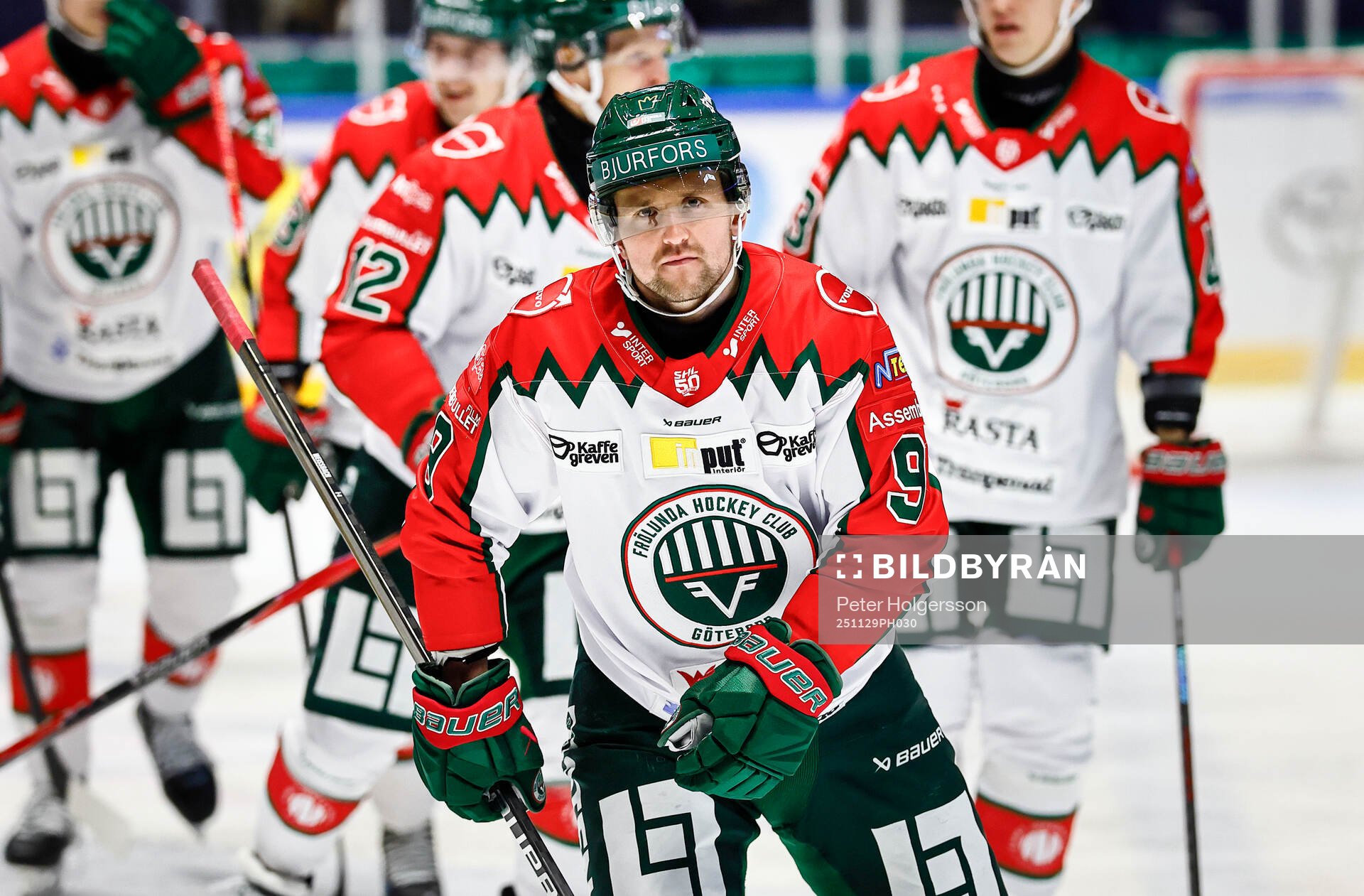 Frölundas Linus Weissbach jublar